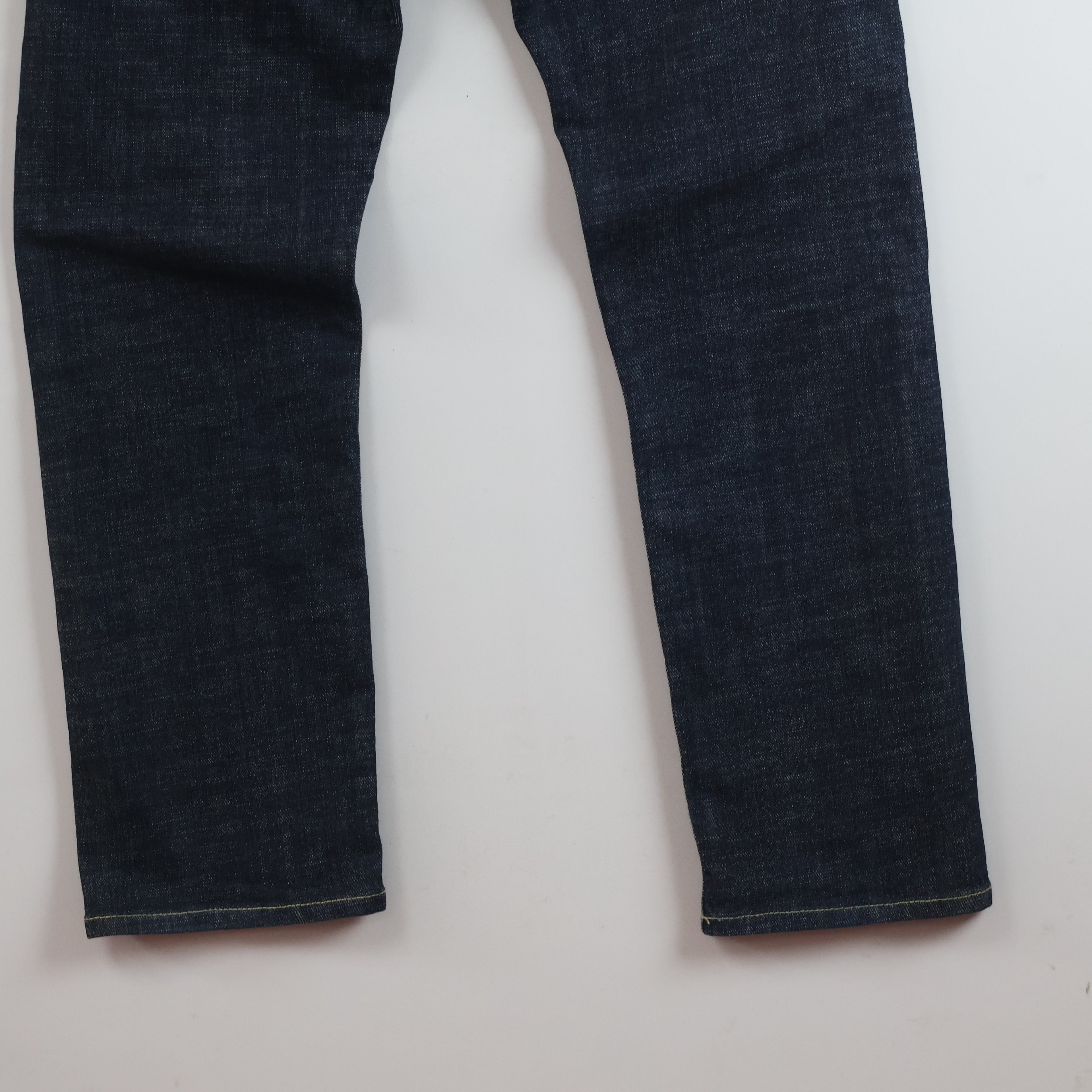 Thrifted MODNINE Dark Wash Straight Leg Denim Pants Waist:31-32/ J1111