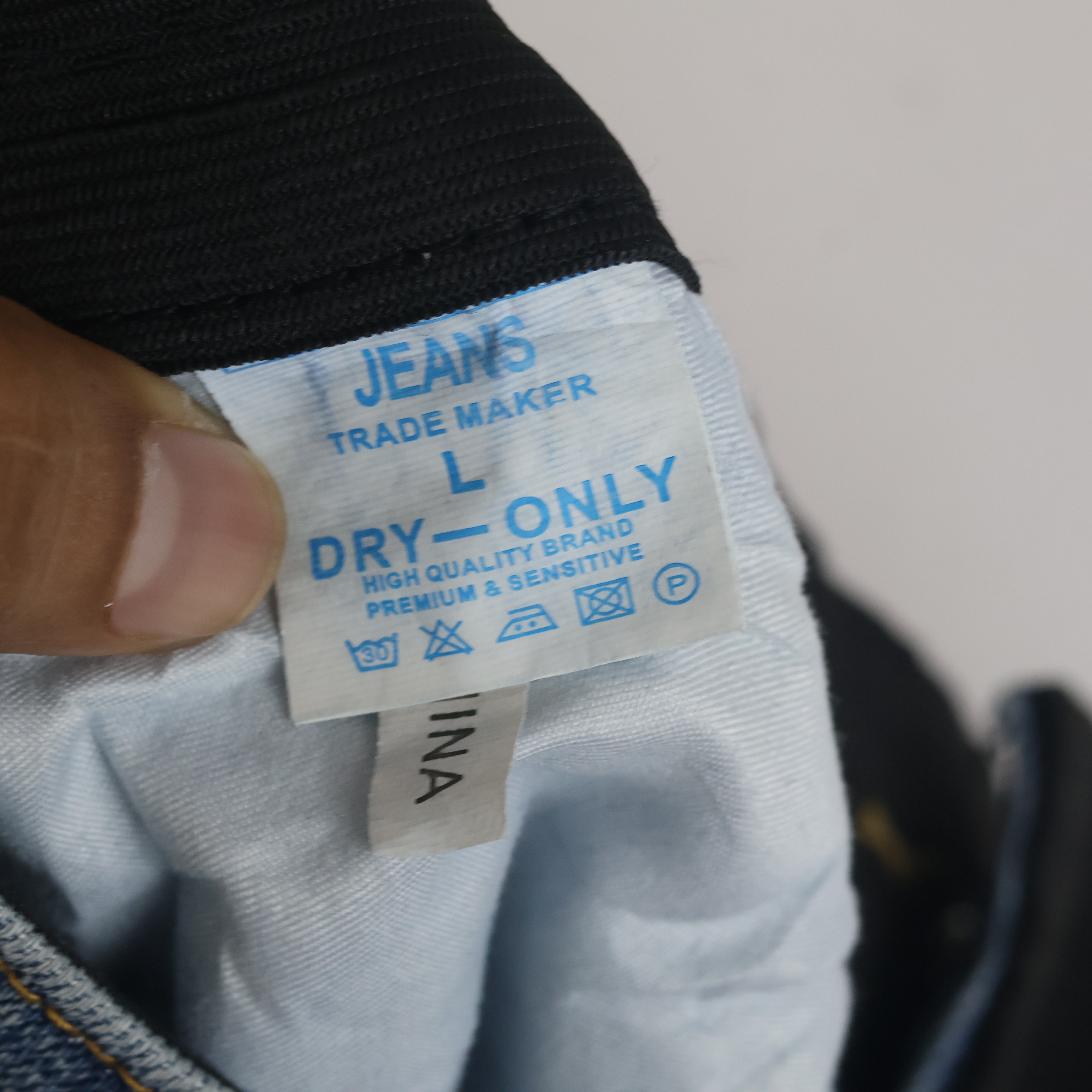 Jeans Trade Maker Light Wash Straight Leg Denim Waist:34/ J1109