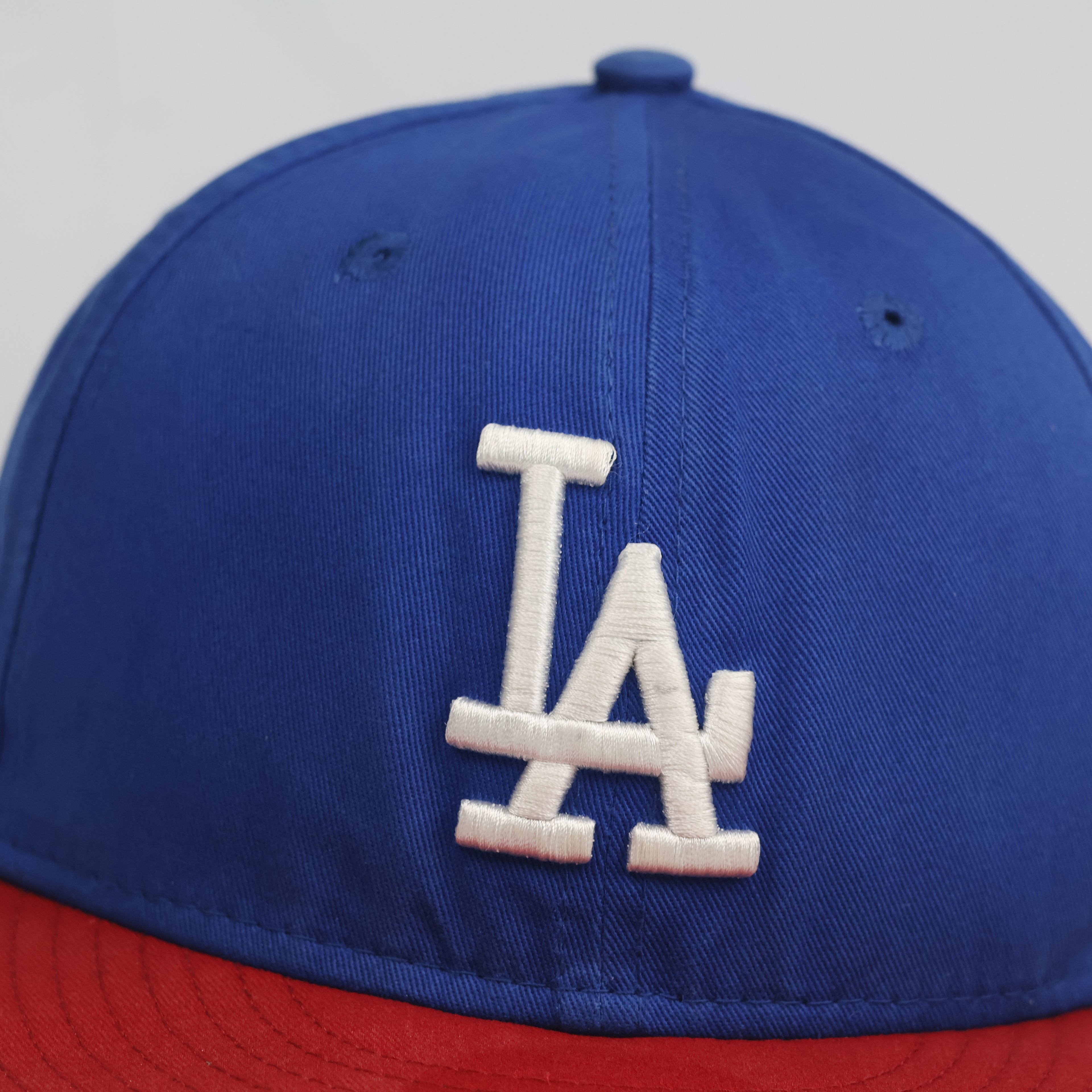 Thrifted New Era LA Dodgers Two-Tone Snapback Cap | Blue Red Flat Brim