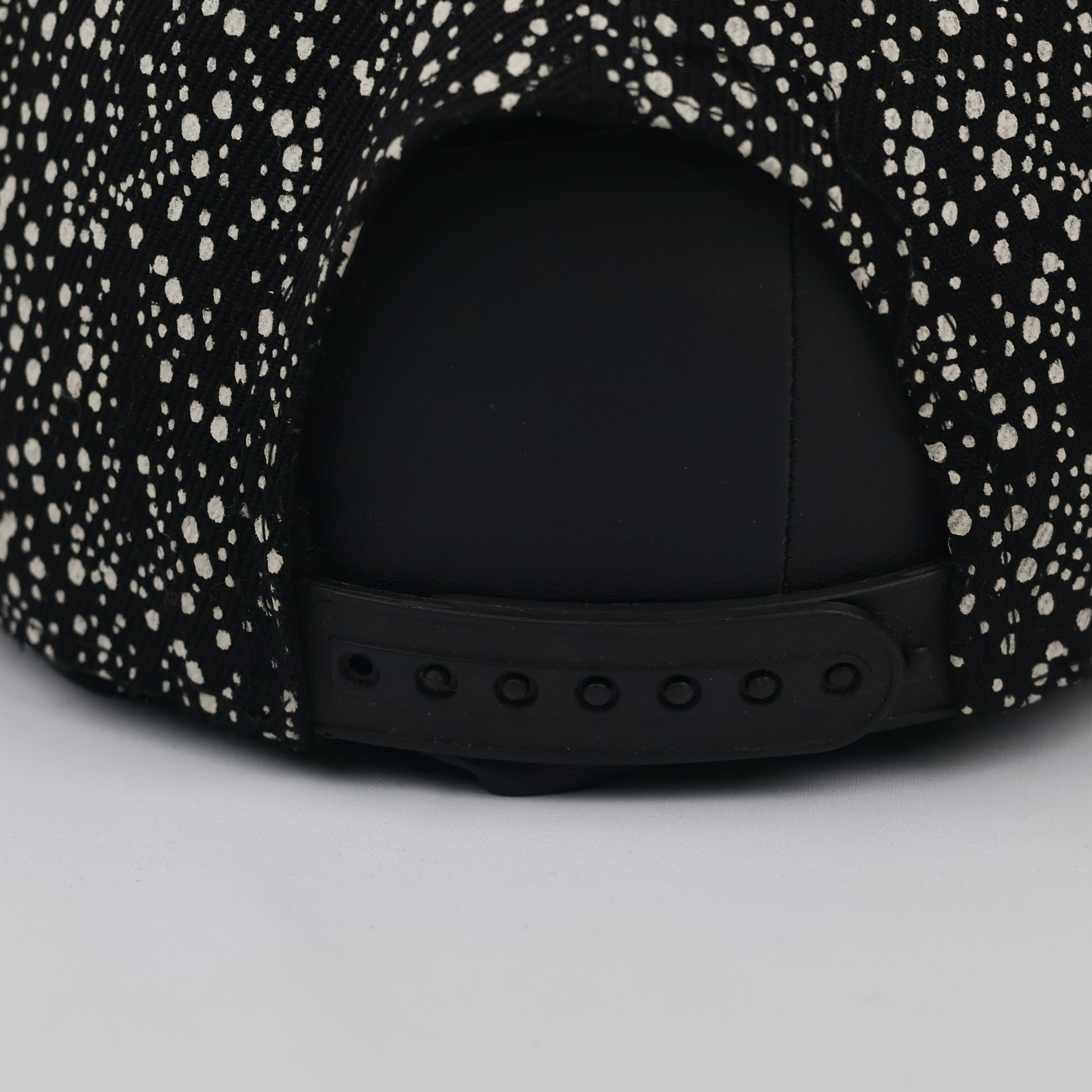 New York Splatter Print Snapback - Black & White Streetwear Hat
