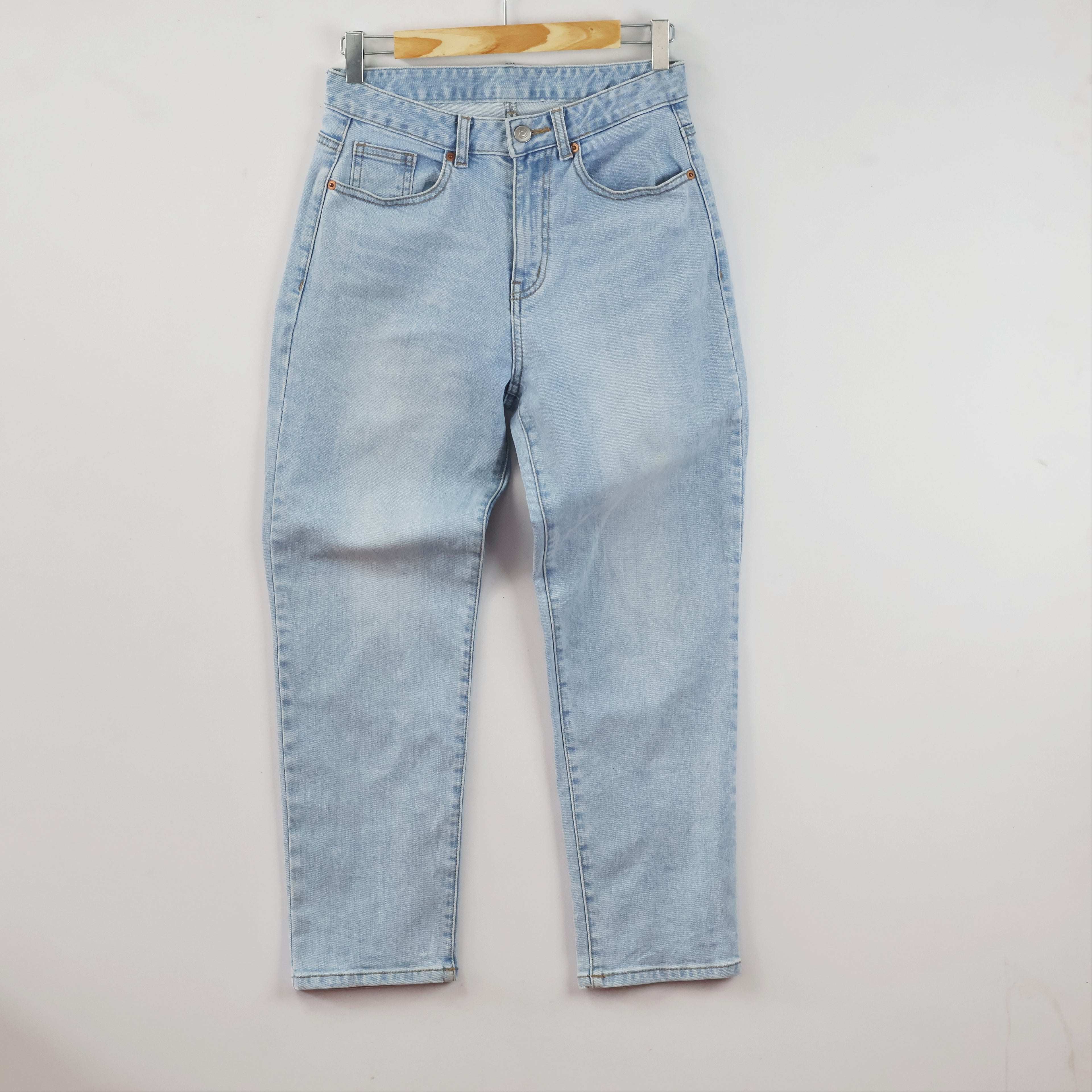 Thrifted 8 Seconds Light Wash Straight Leg Denim Pants Waist:28/ J1114