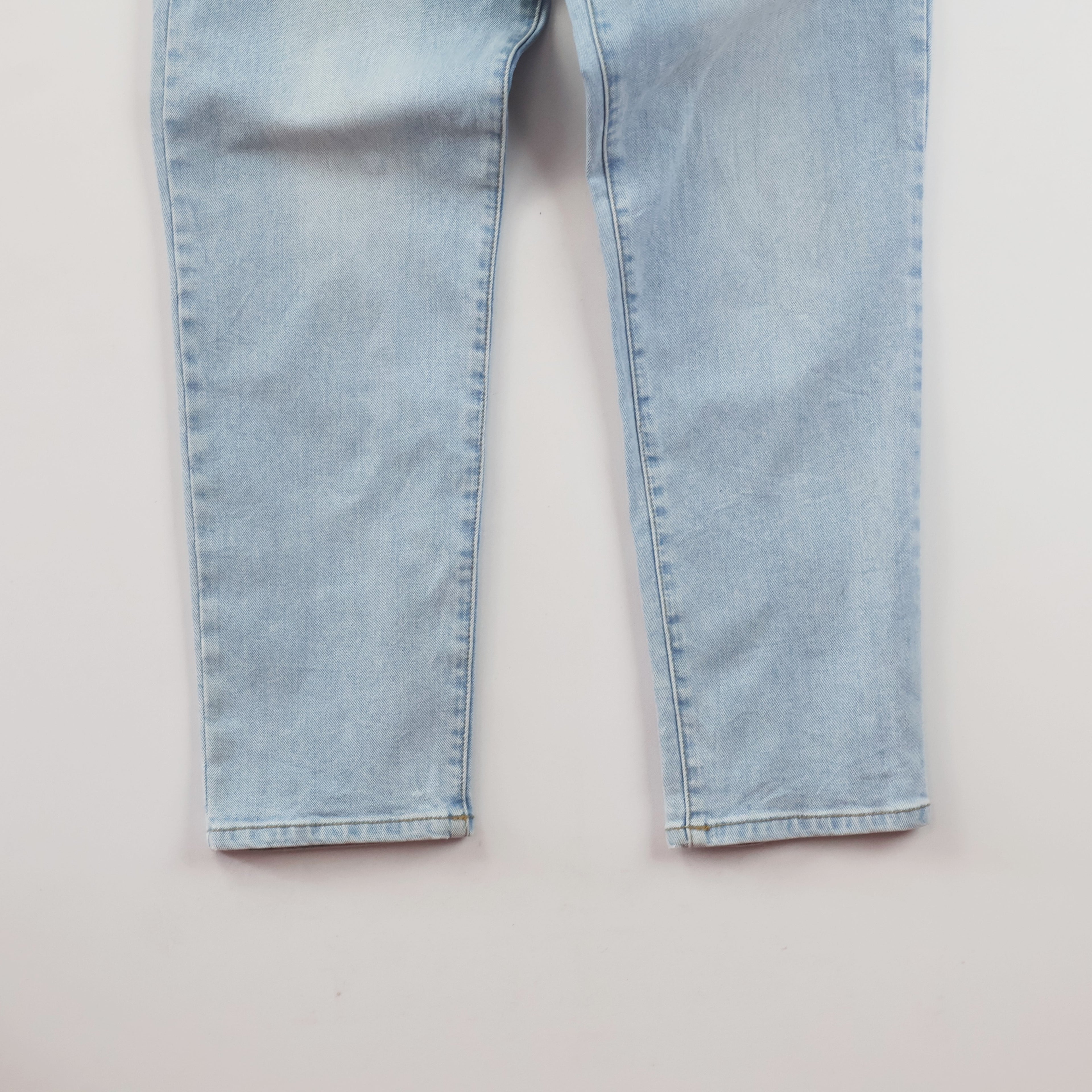 Thrifted 8 Seconds Light Wash Straight Leg Denim Pants Waist:28/ J1114
