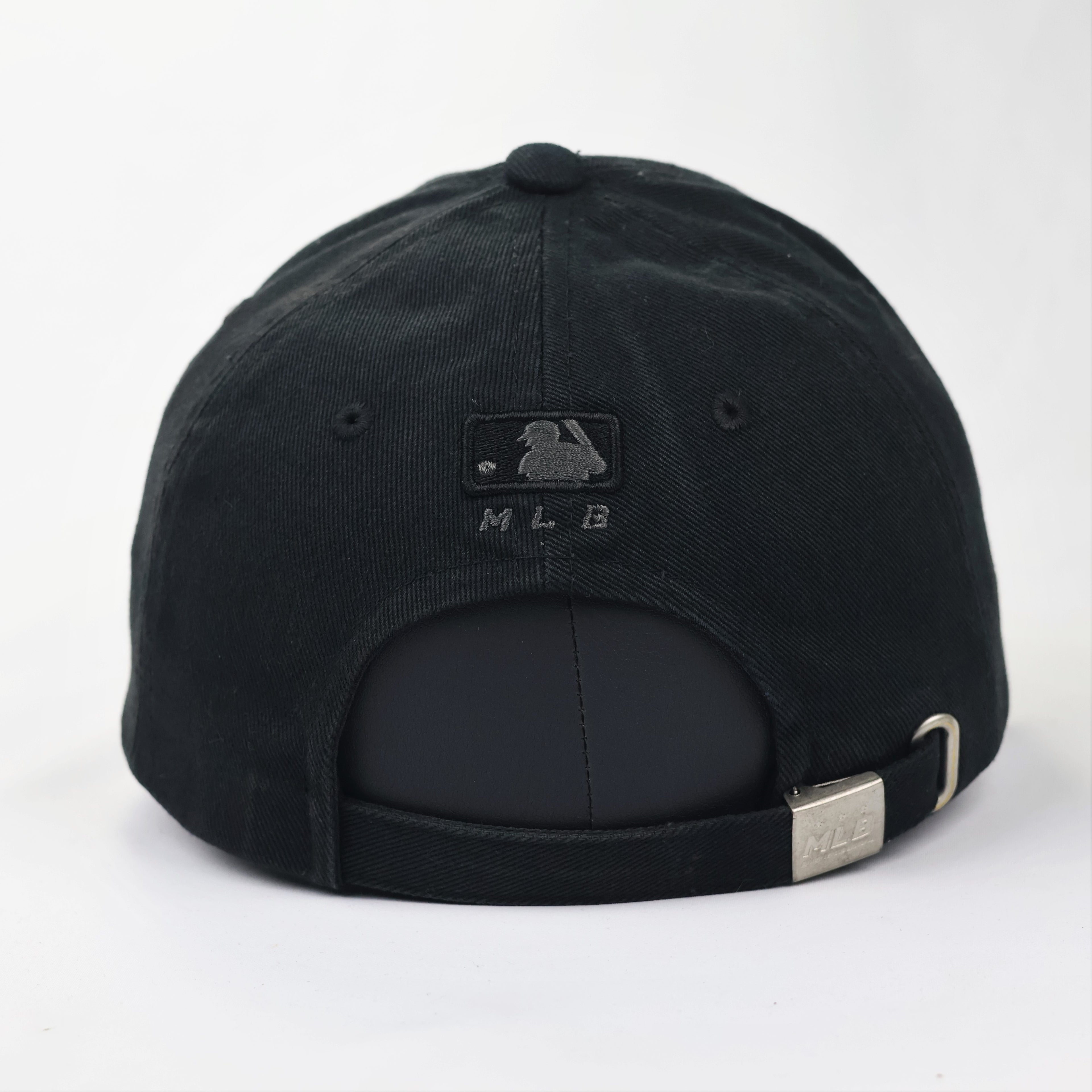MLB NY Yankees Tonal Embroidered Thrifted Cap - All Black Adjustable (56-58cm)