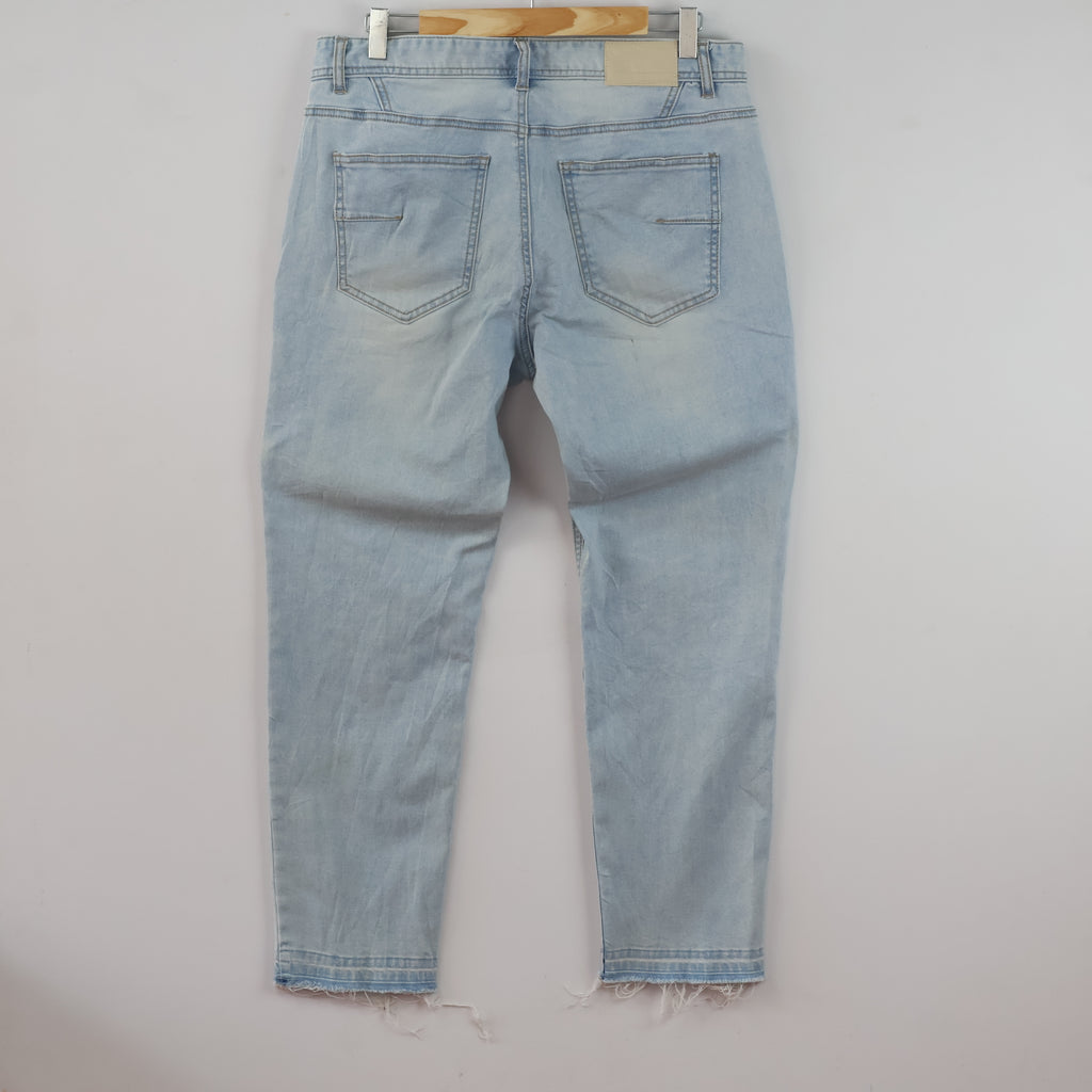 TNGT Light Wash Straight Leg Denim Pants Waist:32/ J1120