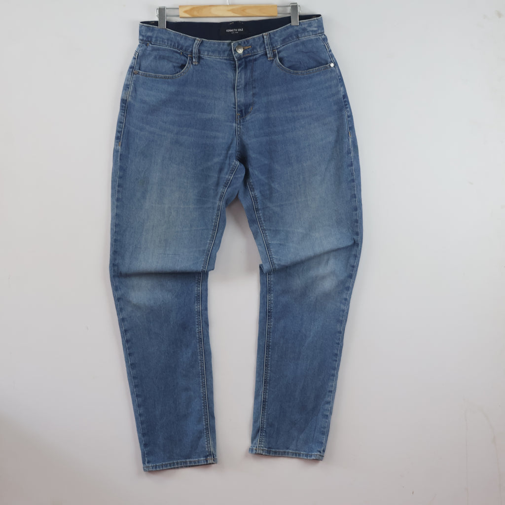 Kenneth Cole New York Light Wash Straight Leg Denim Waist:32/ J1119