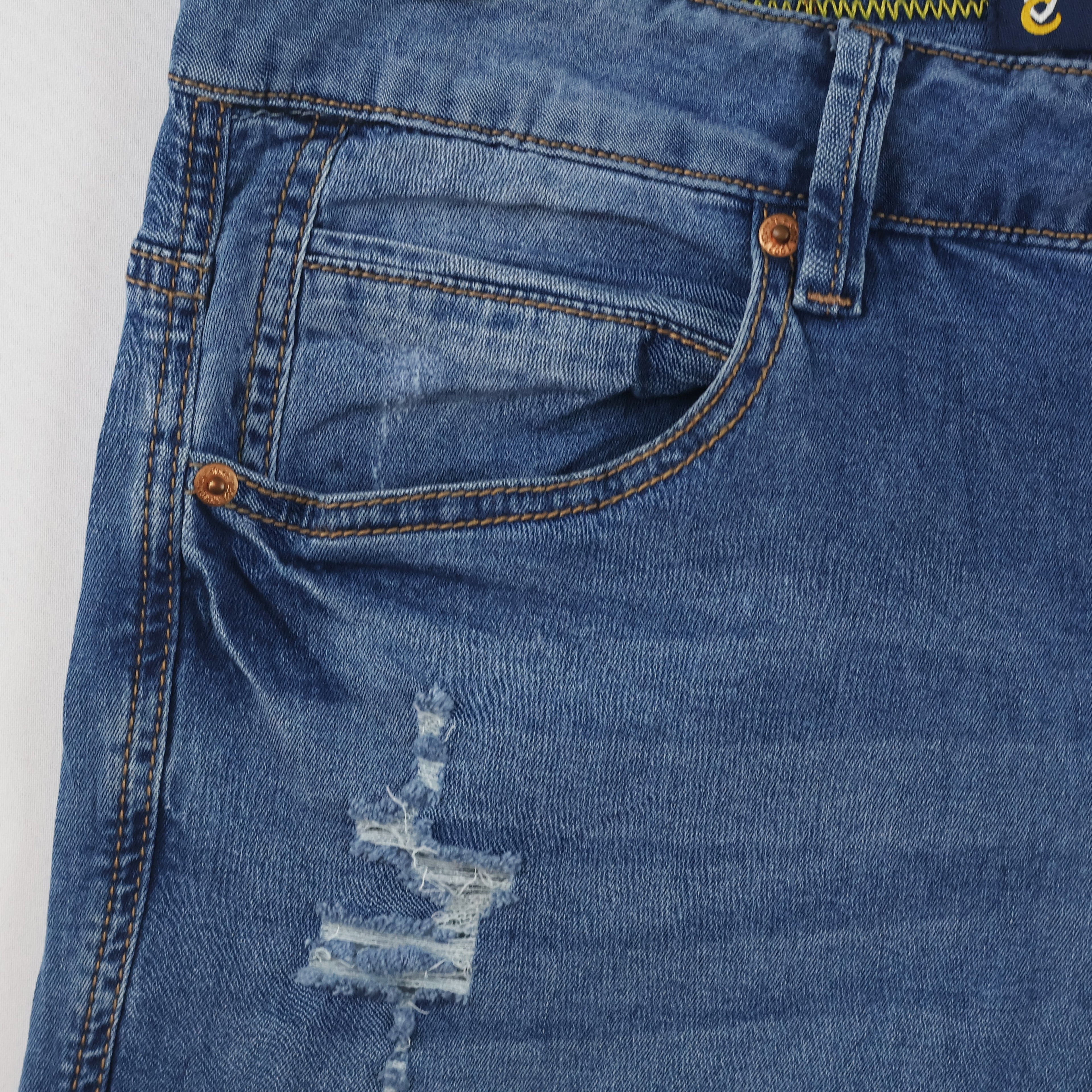 Thrifed Fashion Leaders Premium Denim Blue Distressed Jeans Waist:30/ J1118