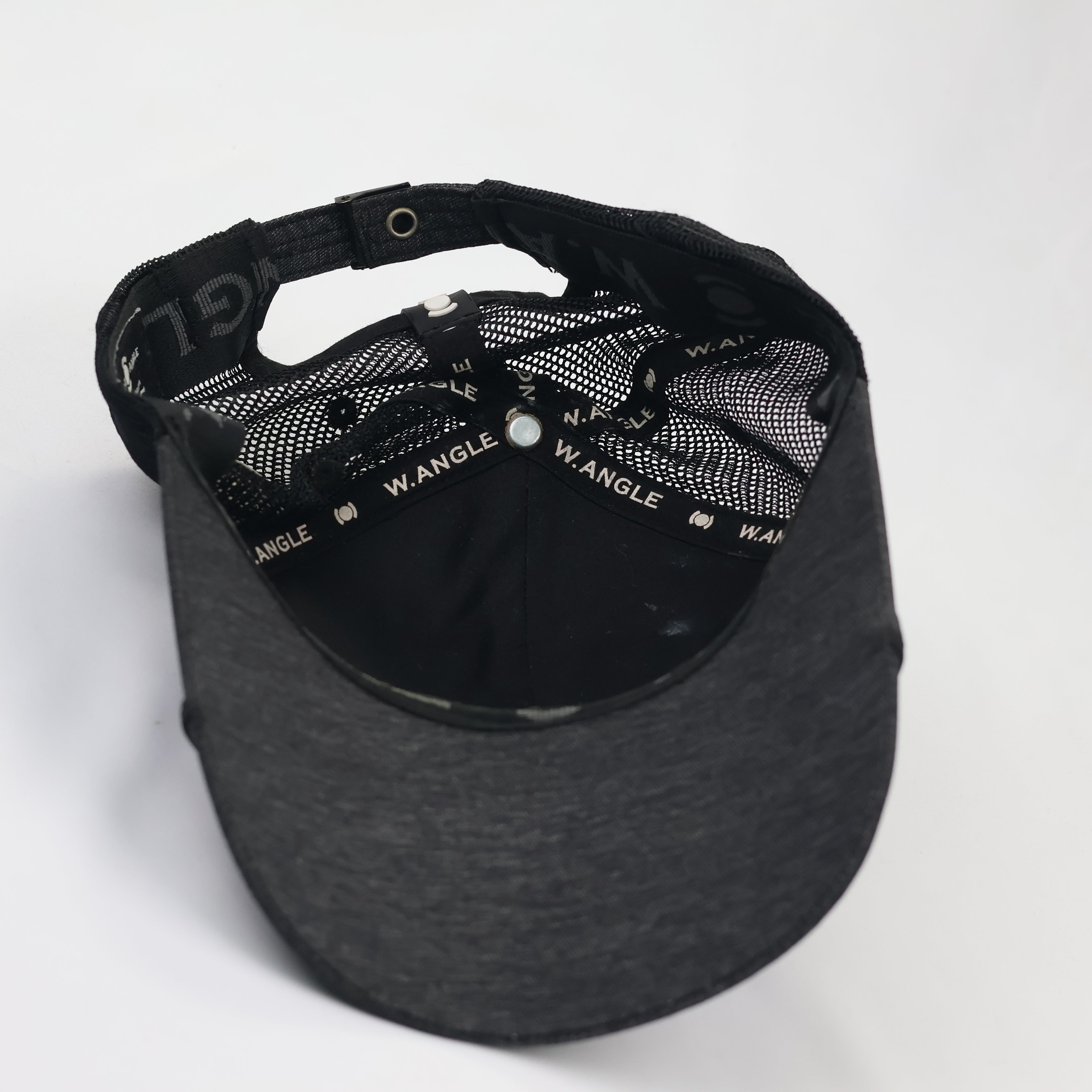 Premium Technical Mesh Snapback - Wide Angle Embroidered Logo - 58cm