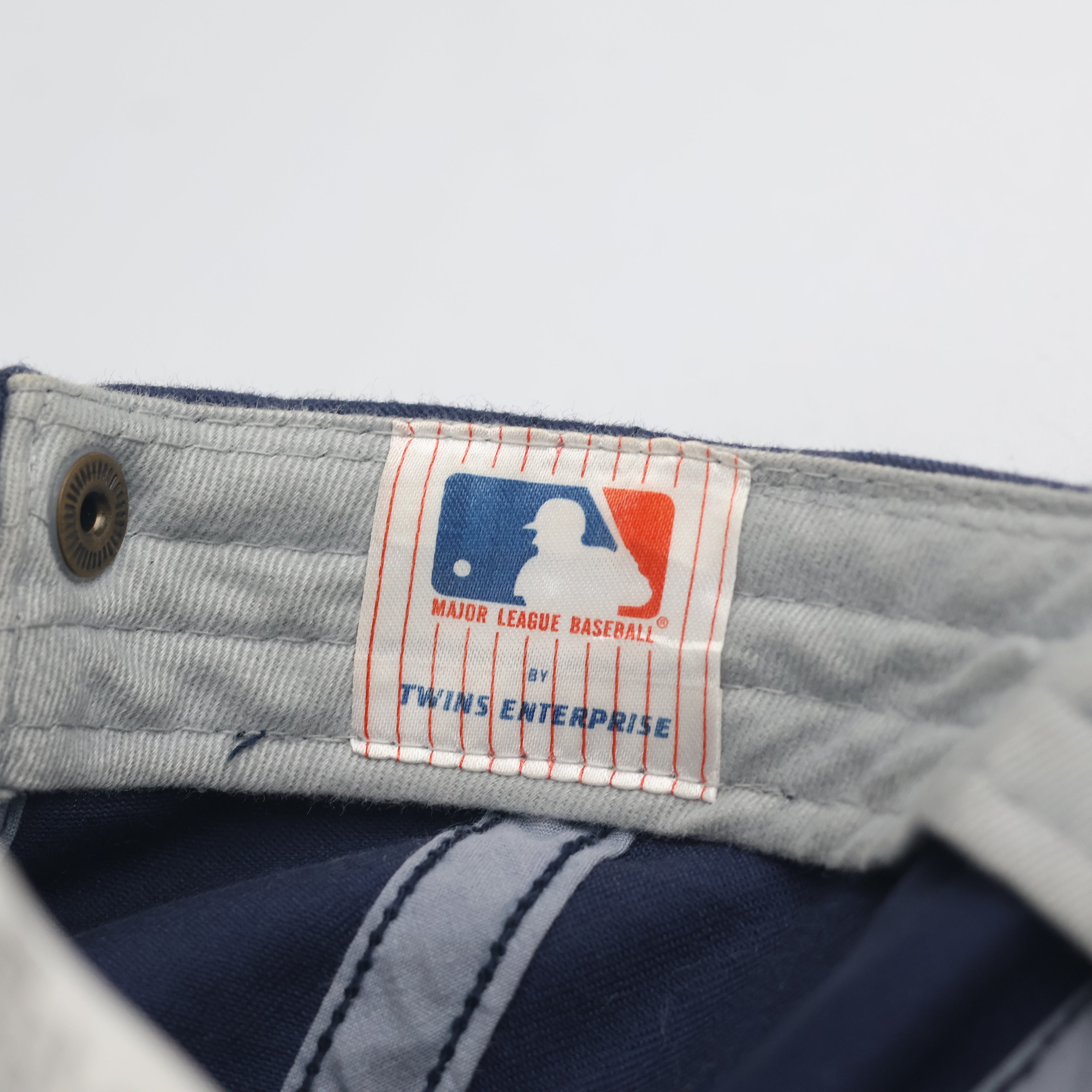Thrifted Vintage New York Yankees Big Logo Navy Cap | Thrifted Dad Hat