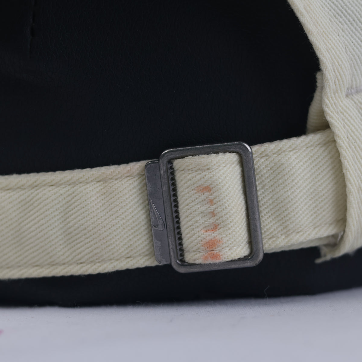 Thrifted Nike Classic Swoosh Off-White Adjustable Strapback Cap | 11035