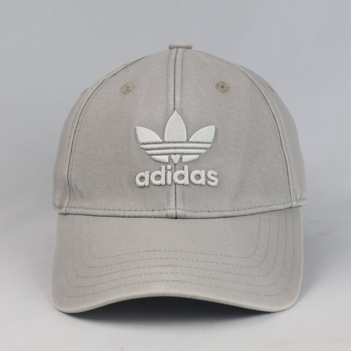 Thrifted Adidas Classic Trefoil Light Grey Adjustable Strapback Cap | 11036
