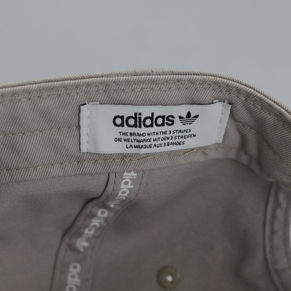 Thrifted Adidas Classic Trefoil Light Grey Adjustable Strapback Cap | 11036