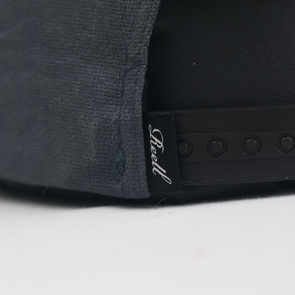 Reell Suede Cap Charcoal Grey Flat Brim Snapback Hat | 11032