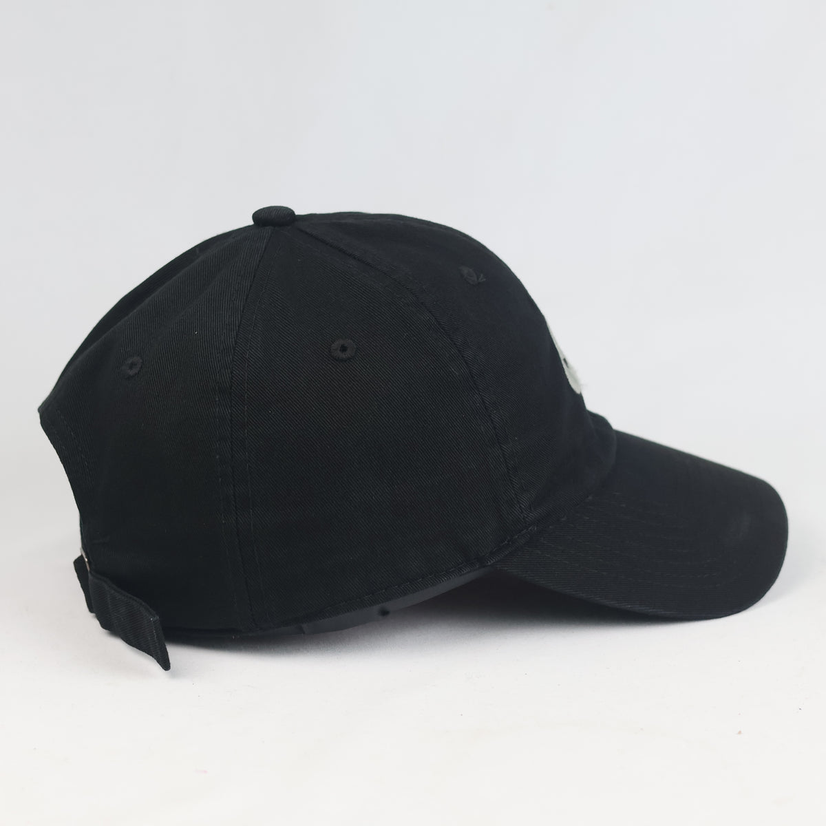 Vintage Nike Classic Swoosh Black Adjustable Strapback Baseball Cap | 11030