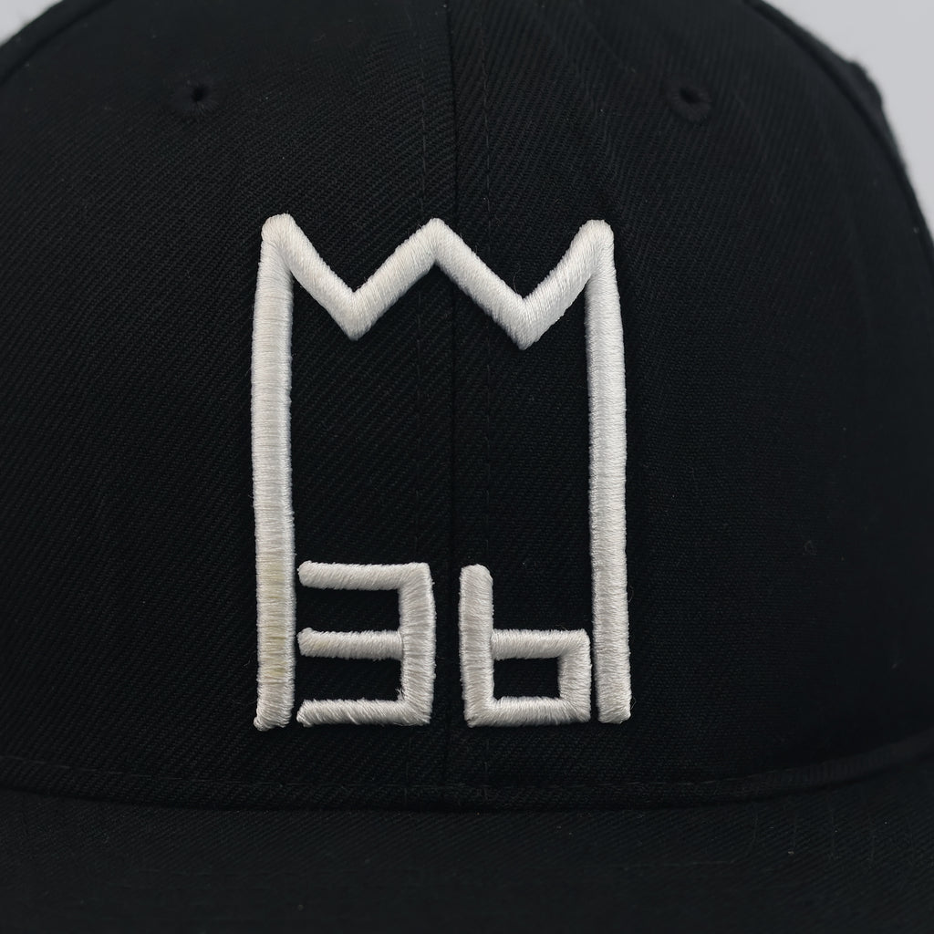 Thrifted Unikat Embroidered Black Flat Brim Snapback | Green Bottom Hat