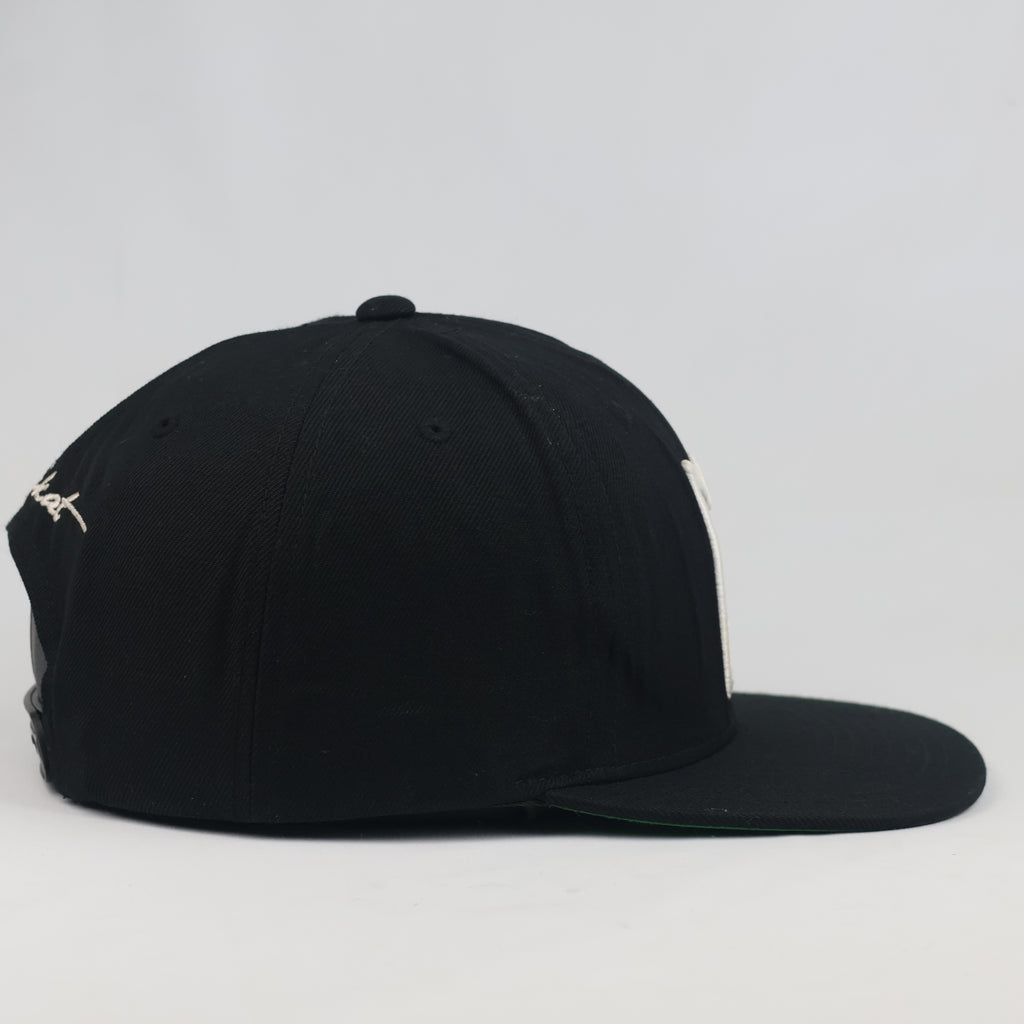 Thrifted Unikat Embroidered Black Flat Brim Snapback | Green Bottom Hat