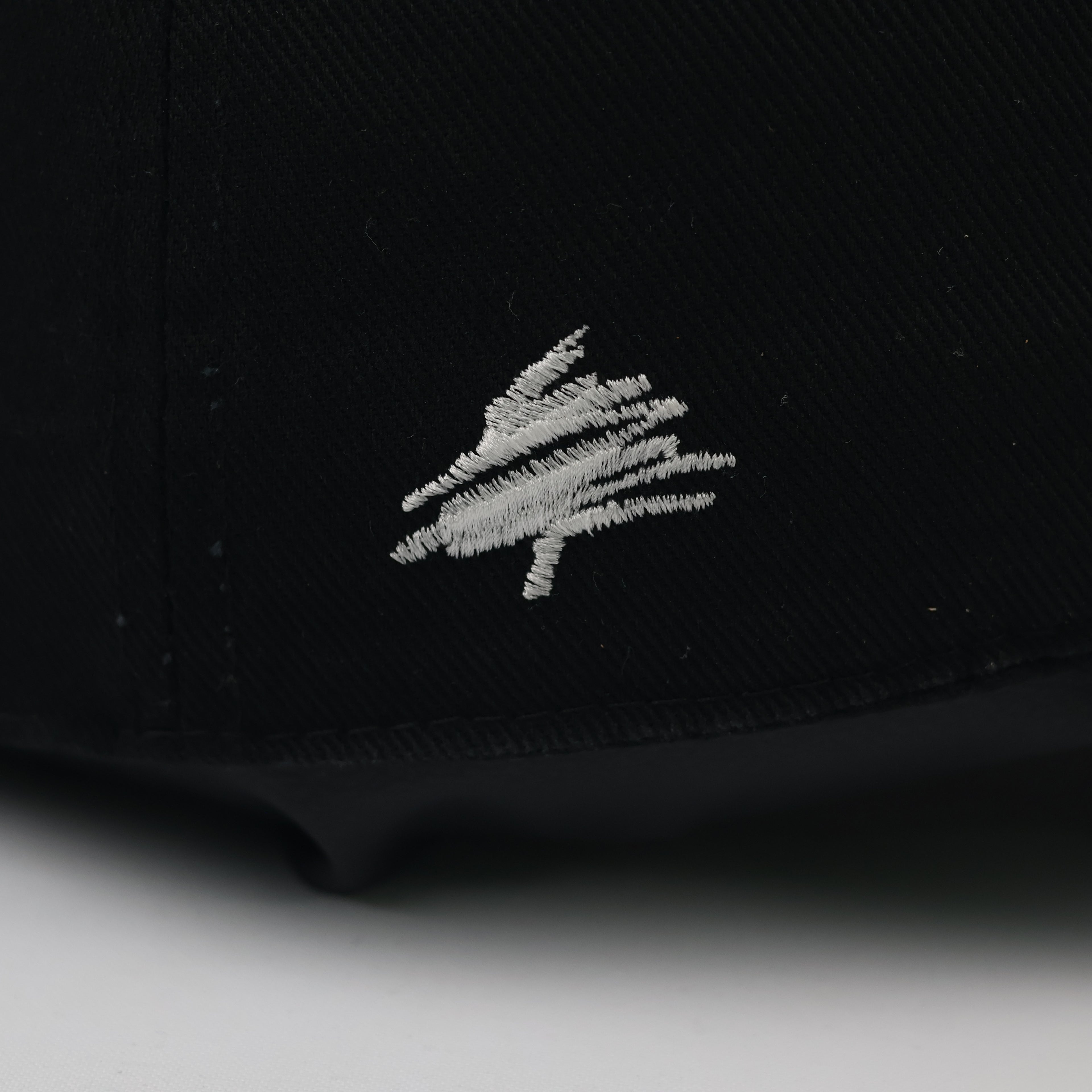 Vintage Pine Beach Golf Hat - Old Money Thrifted Aesthetic - Black/White Embroidery