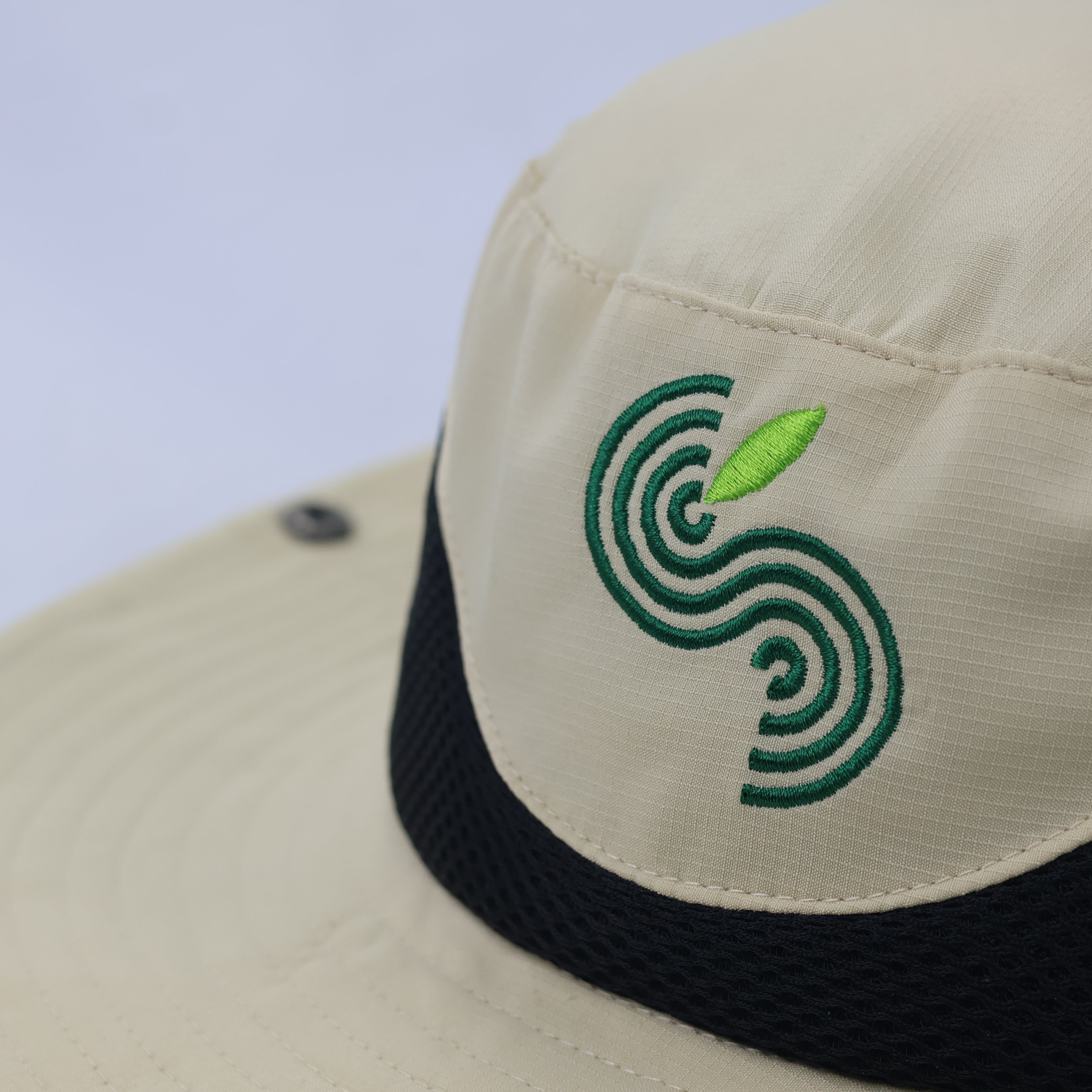 Vintage Gorpcore Sun Bucket Hat | Adjustable Chin Strap & Mesh