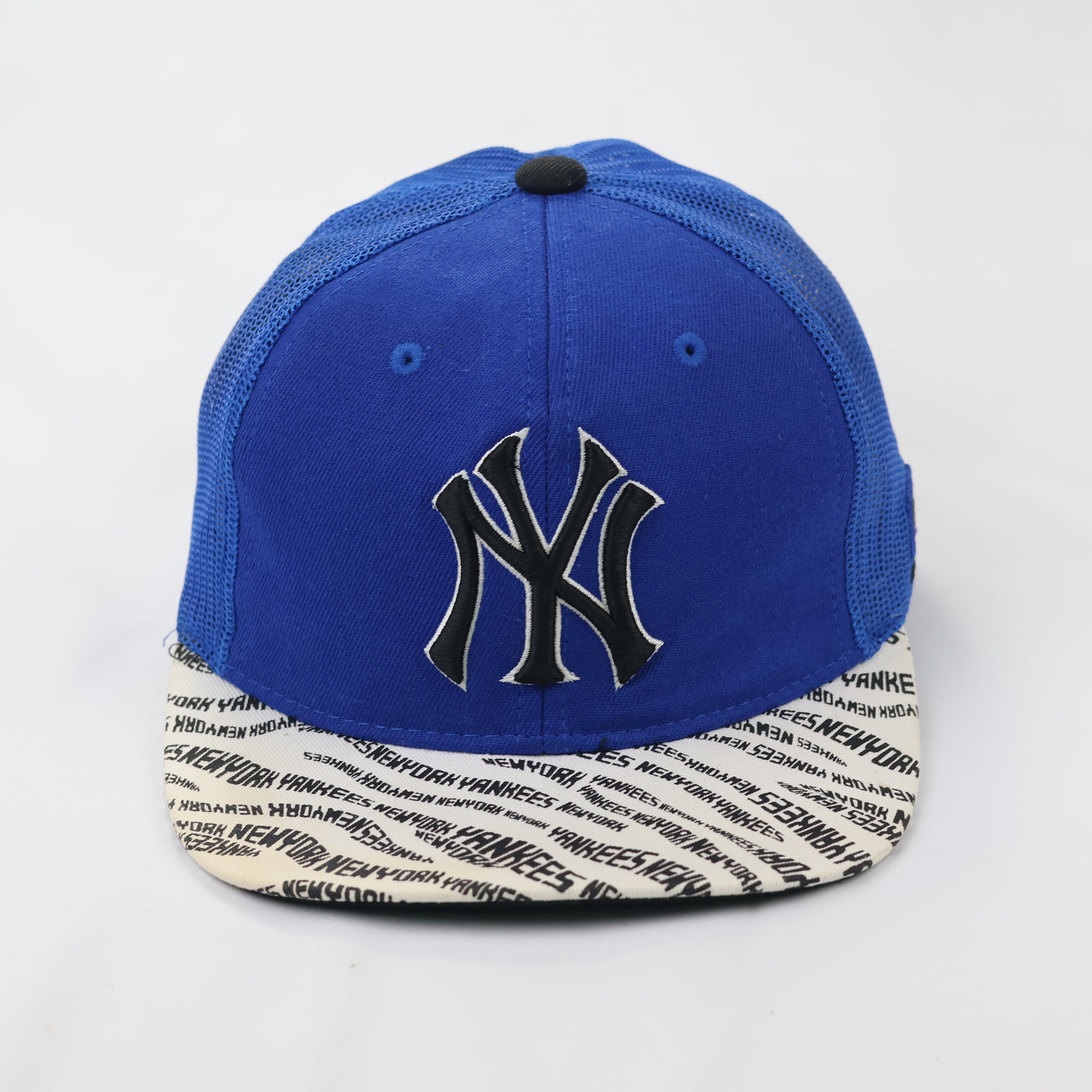 MLB New York Yankees Blue Trucker Thrifted Hat - Script Print Brim Snapback
