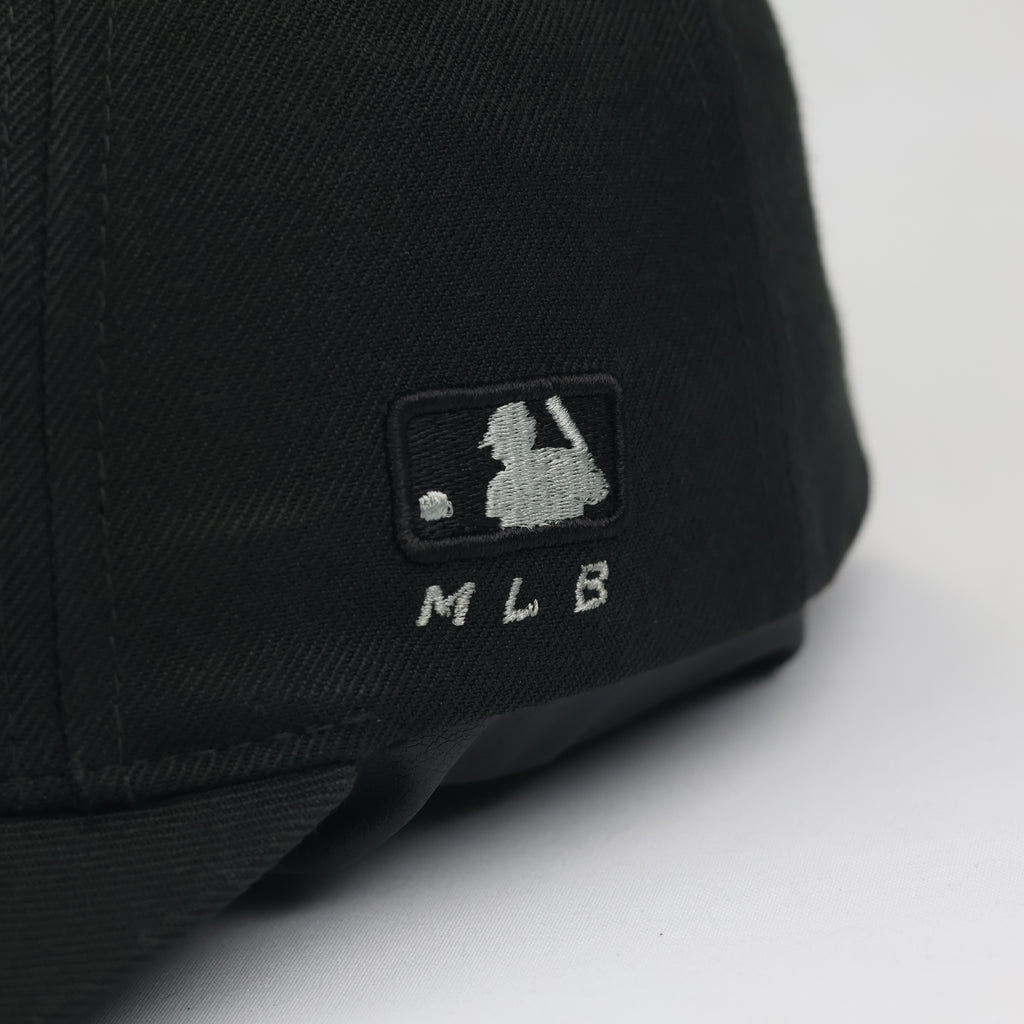 Premium Black Yankees Snapback Hat with Side Patch - Thrifted Series