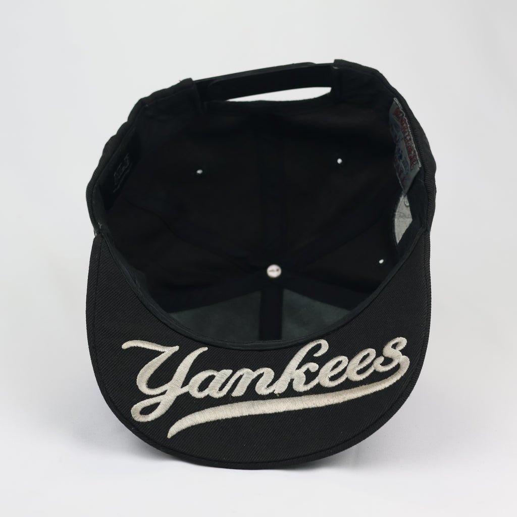 Premium Black Yankees Snapback Hat with Side Patch - Thrifted Series