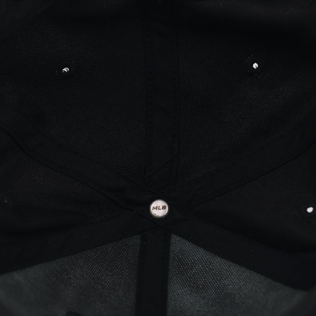 Premium Black Yankees Snapback Hat with Side Patch - Thrifted Series