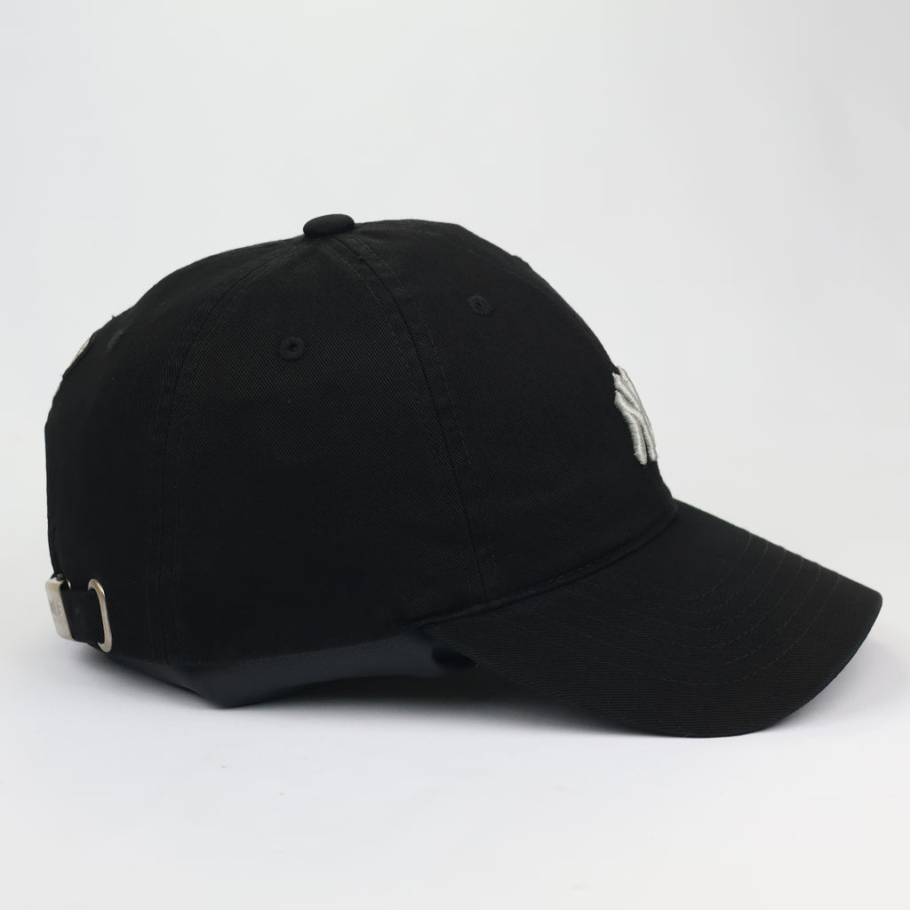 Official MLB New York Yankees Embroidered Baseball Thrifted Cap