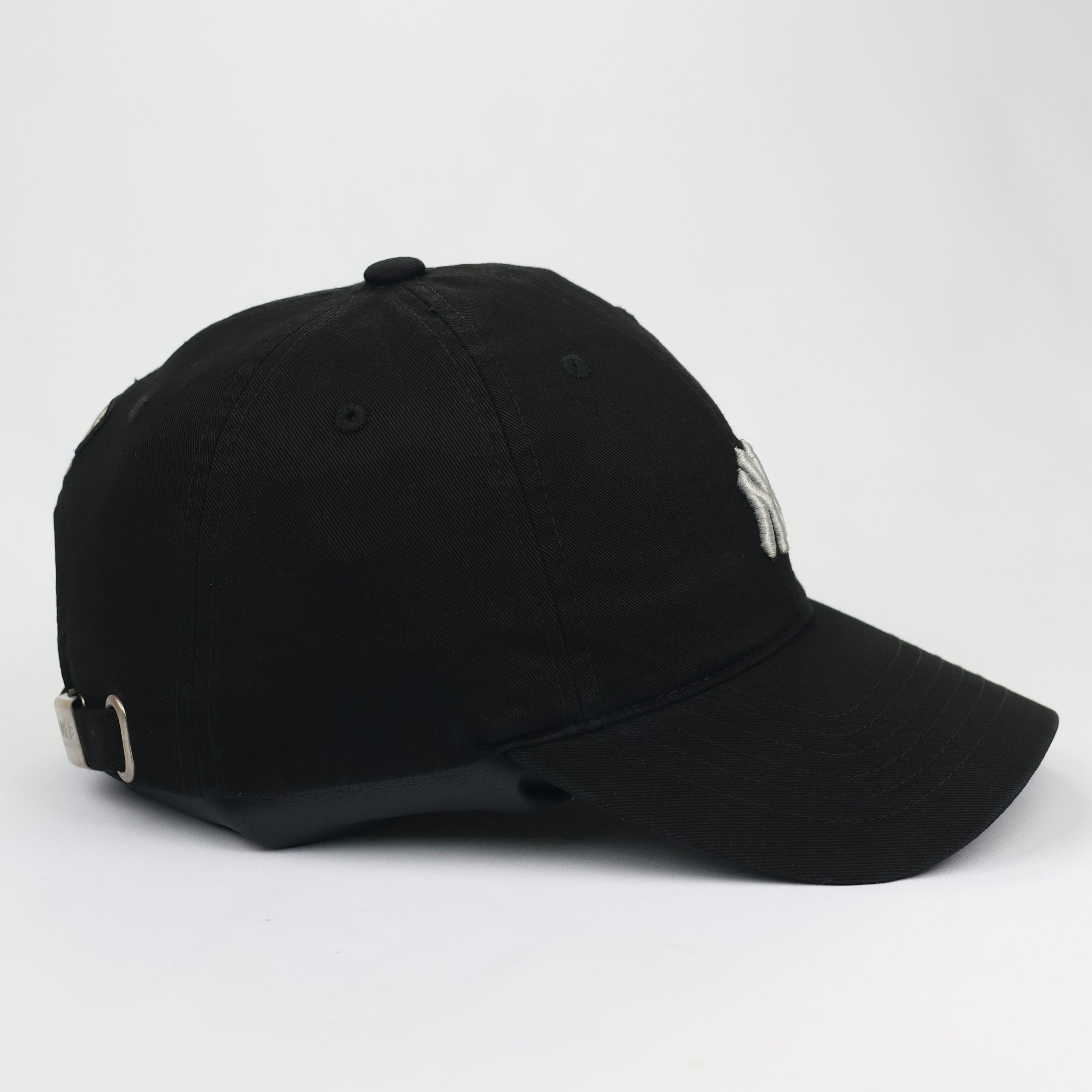 Official MLB New York Yankees Embroidered Baseball Thrifted Cap