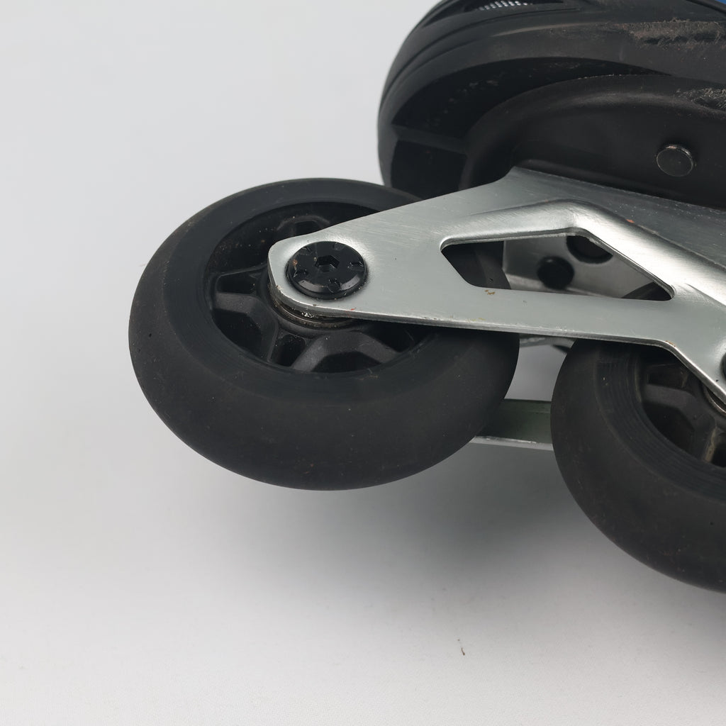 Pre-Owned Oxelo Fit5 Junior Adjustable Inline Skates with Aluminum Frame