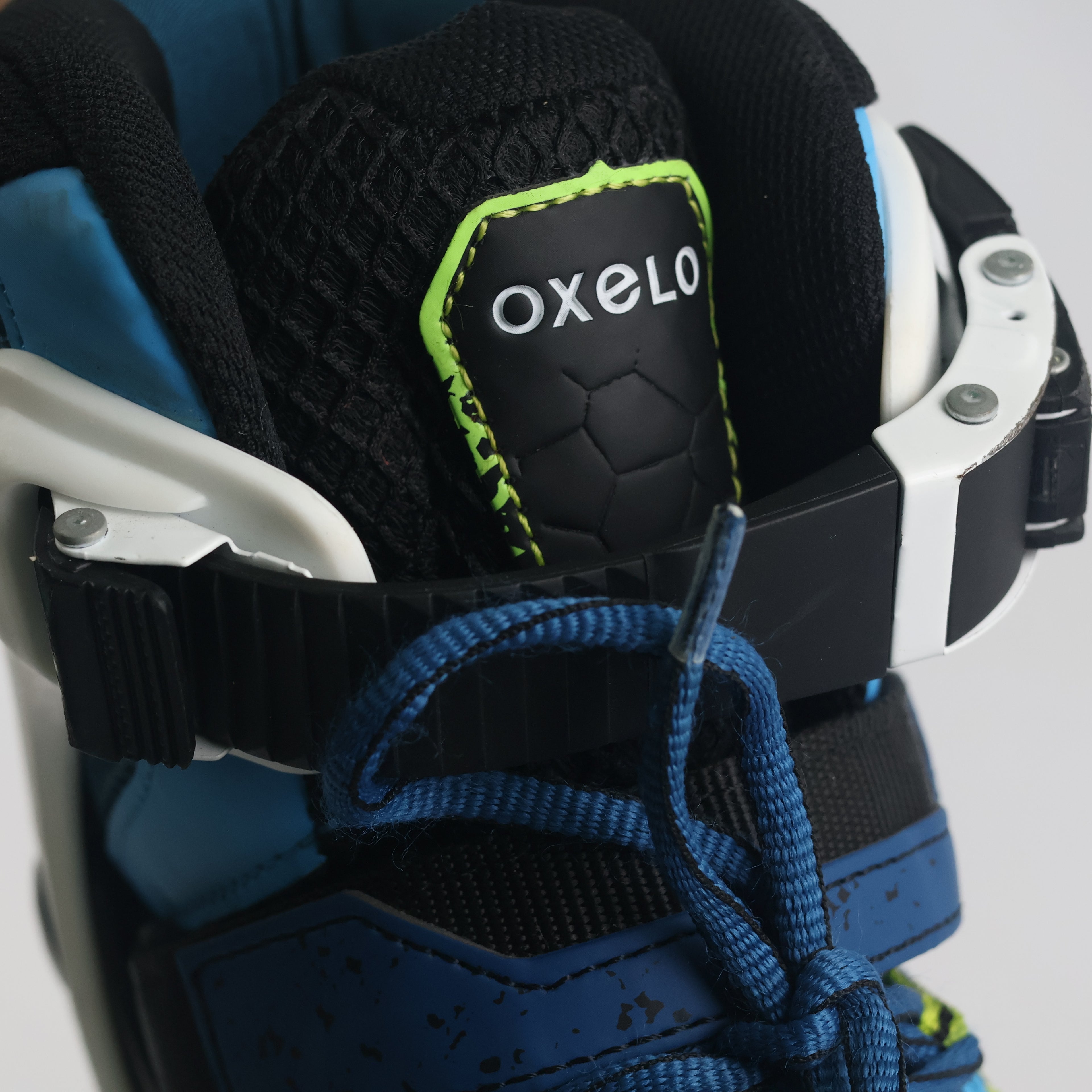 Pre-Owned Oxelo Fit5 Junior Adjustable Inline Skates with Aluminum Frame