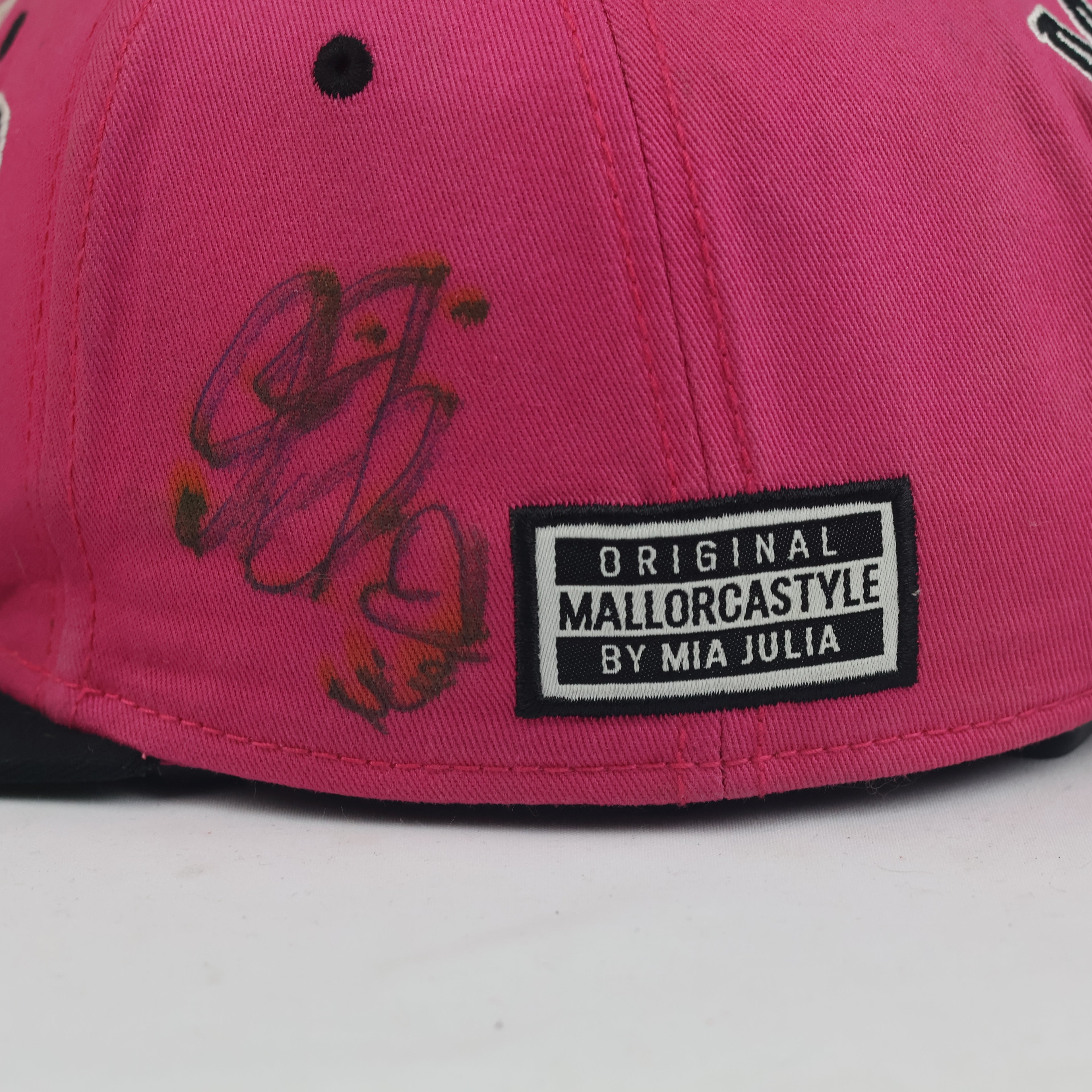 Thrifted Mia Julia Mallorcastyle Hot Pink & Black Graphic Snapback Hat