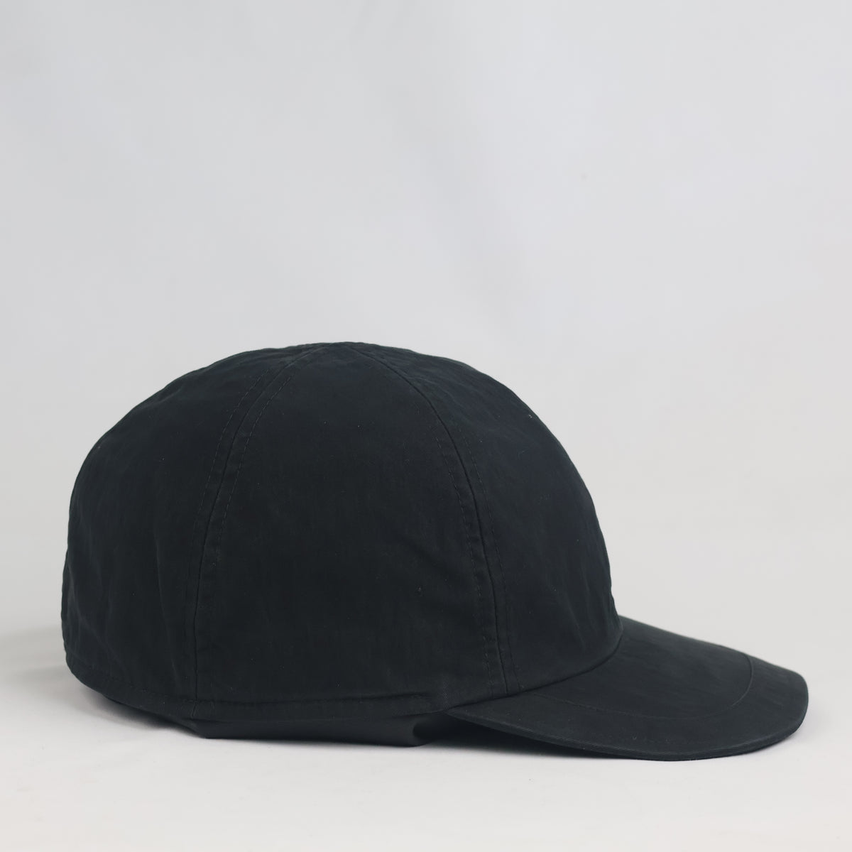 Thrifted Mayser Aquastop Black Water-Resistant Fitted Cap (Size 57) | 10608