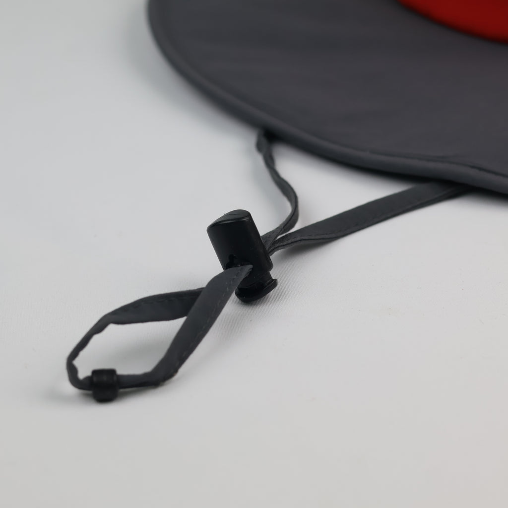 Traverse Travel & Adventure Wide Brim Sun Hat | Red & Grey Hiking Cap