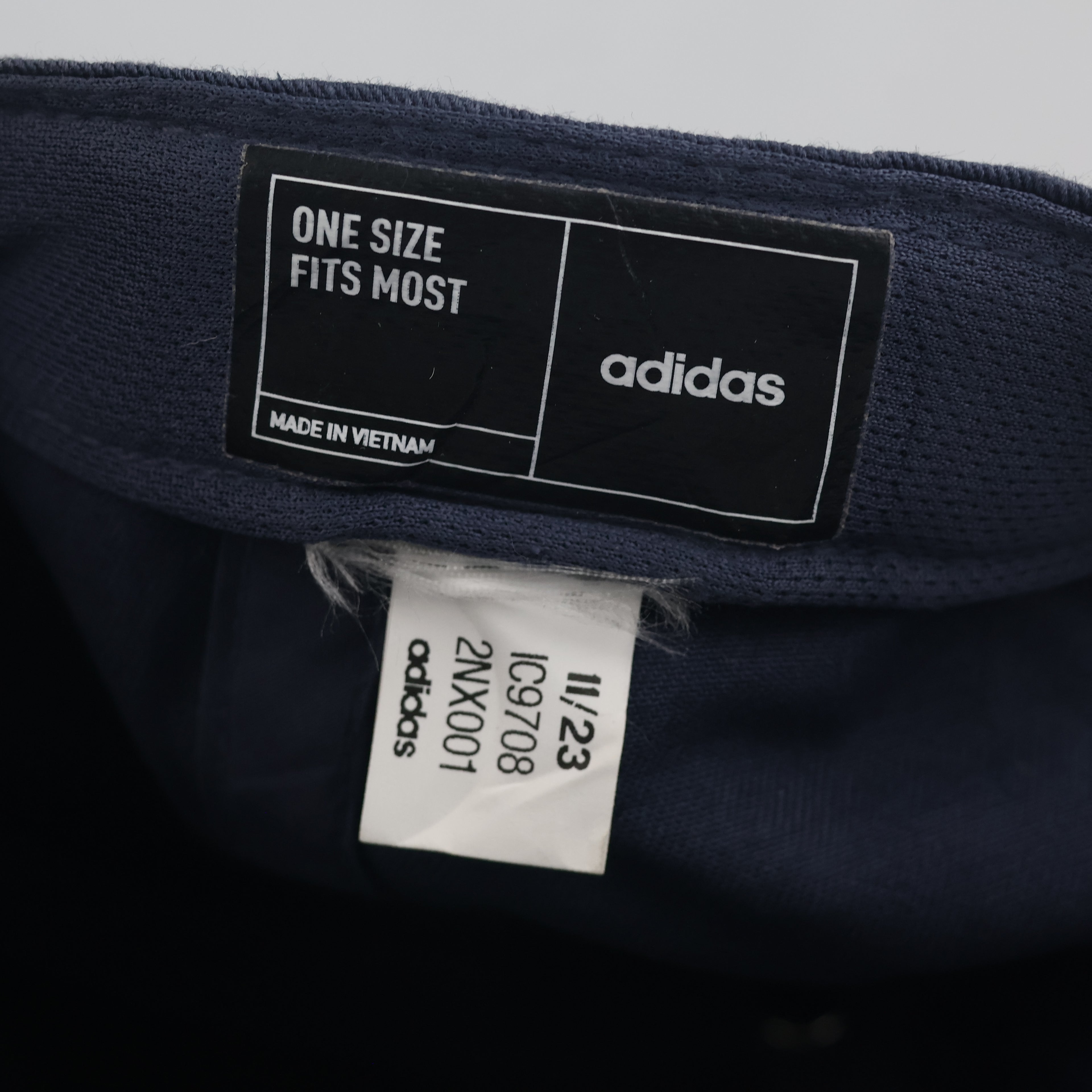 Thrifted Adidas Navy Blue Curved Brim Baseball Cap - Off-White Snapback Strap Hat