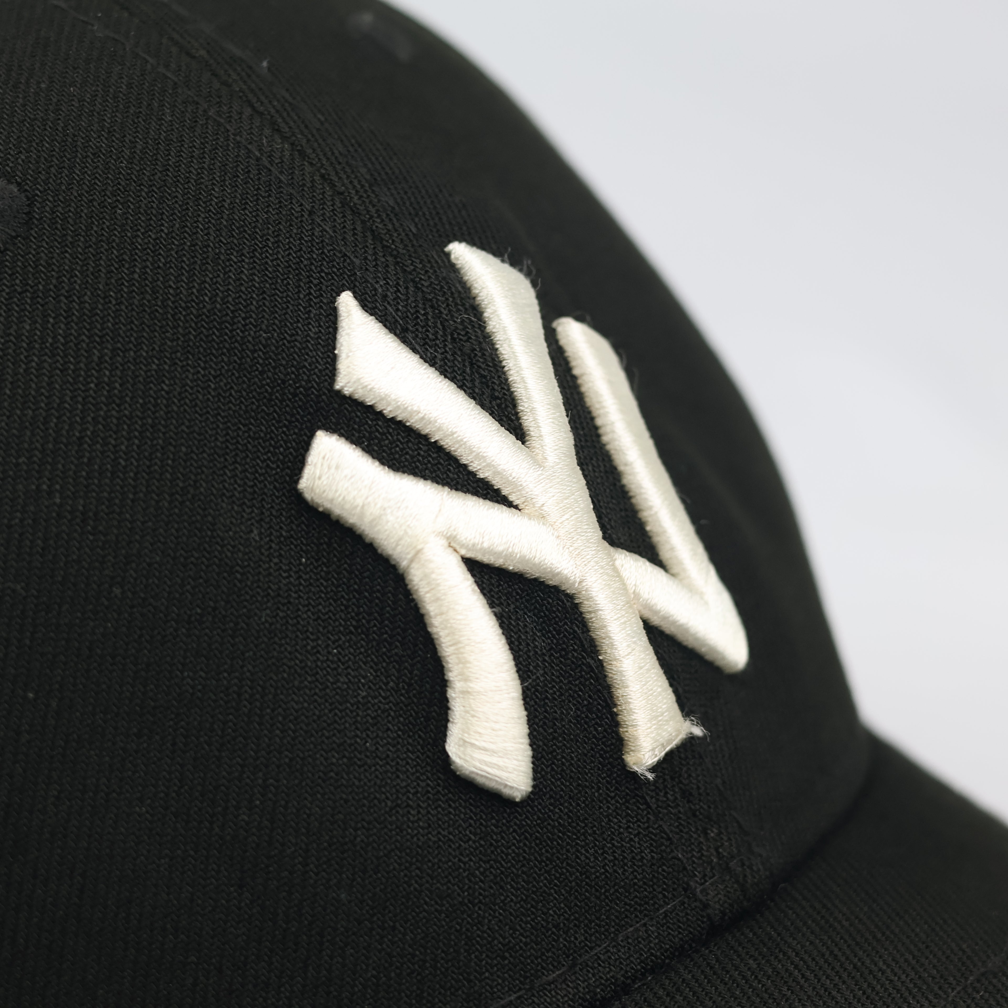 New York Yankees New Era 9FORTY Adjustable Thrifted Hat