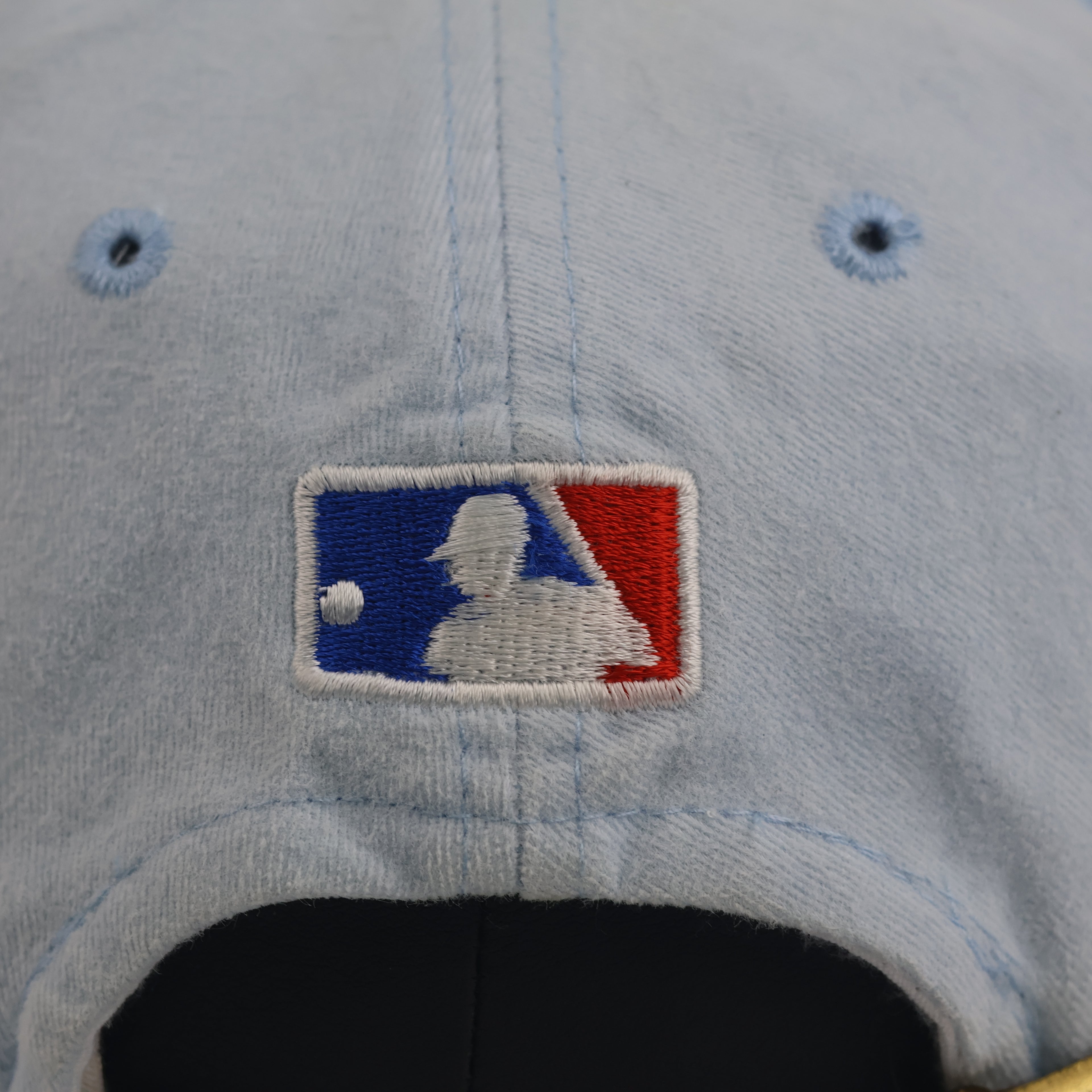 Sky Blue NY Yankees Embroidered Strapback Cap (Size 55-56 cm)