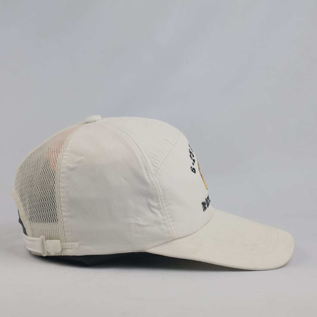 Thrifted Off-White Korean War Veteran Mesh Cap (56-58 cm) | 10029