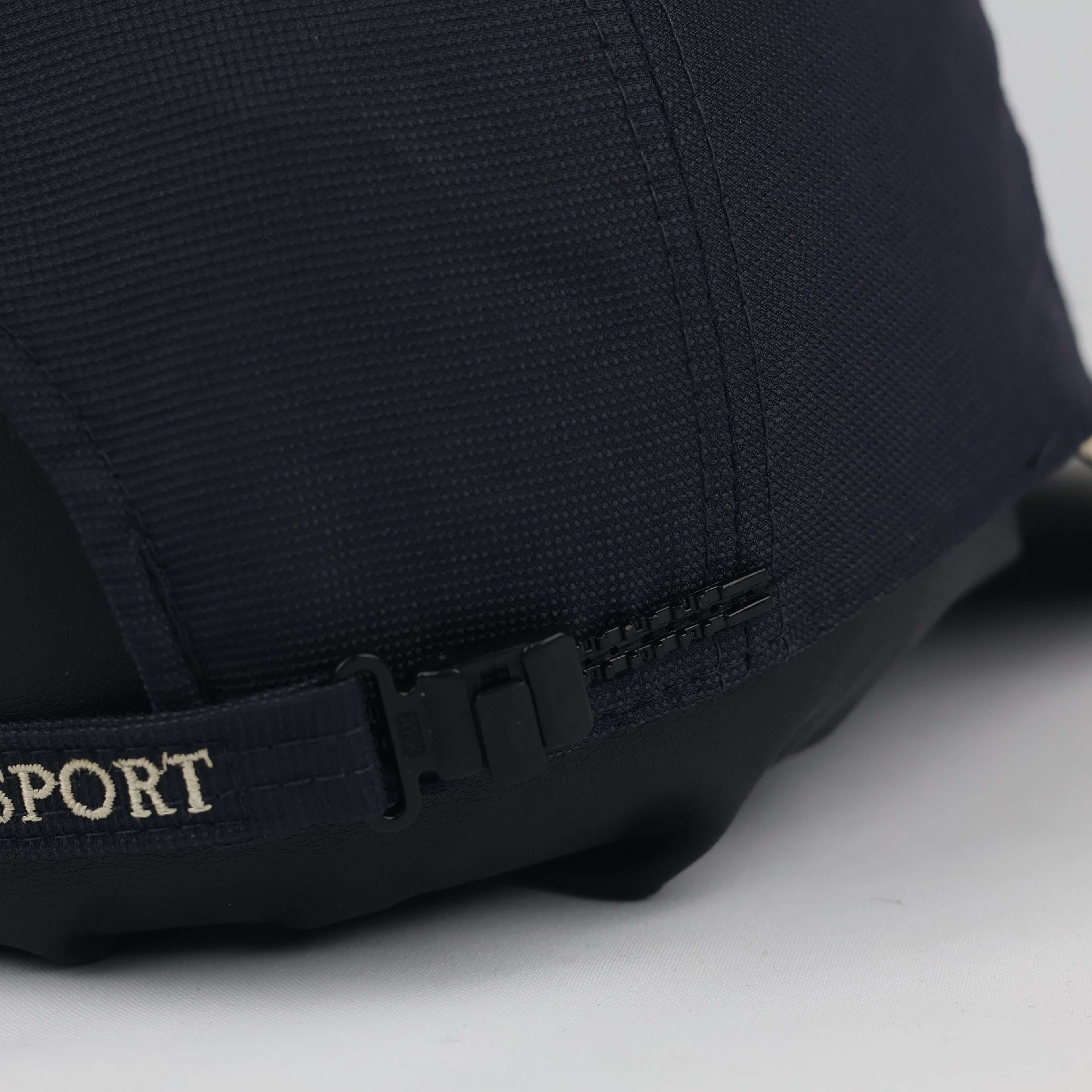 Vintage FILA "L'ARTE nello SPORT" Navy Thrifted Cap
