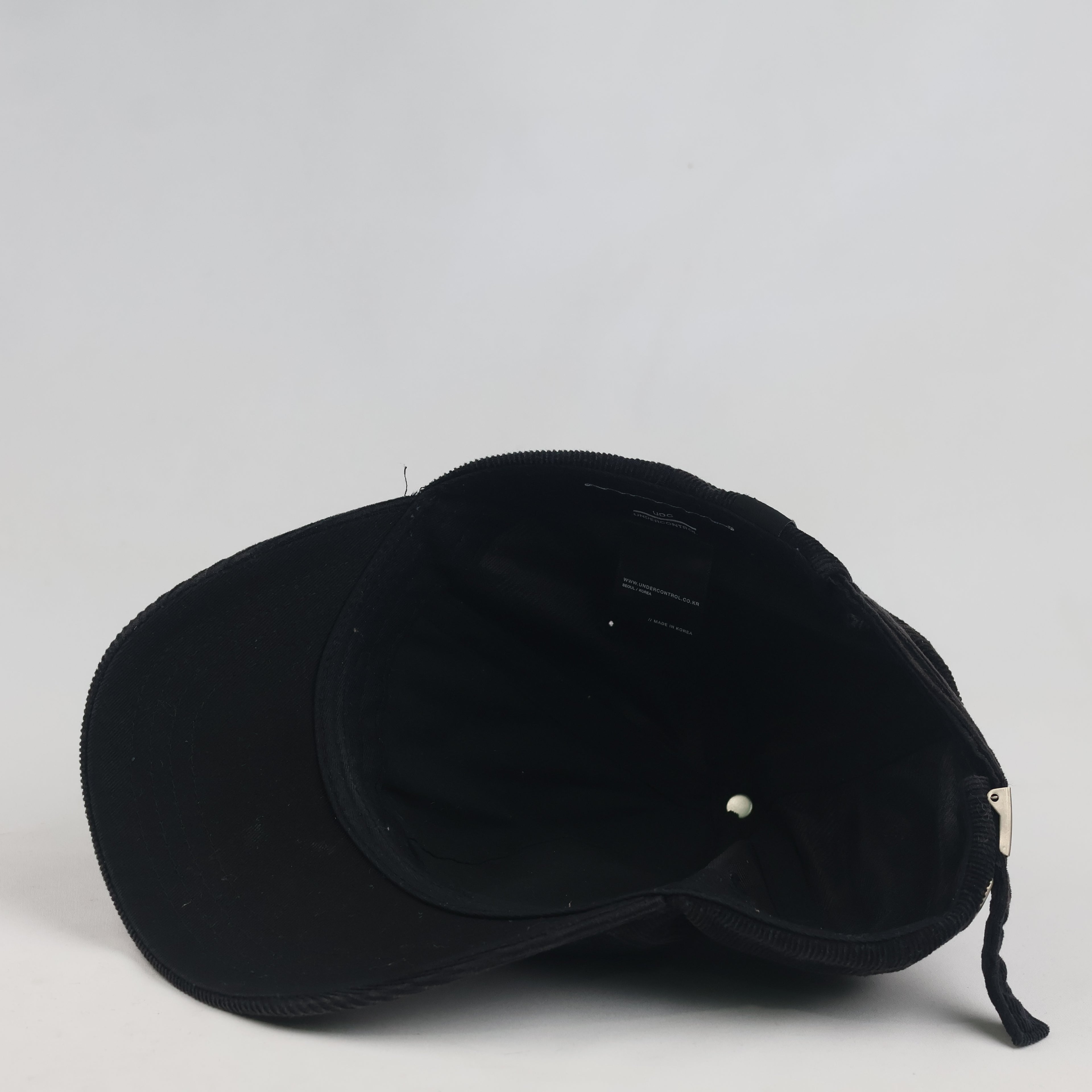 Thrifted Undercontrol UDC Black Fine-Wale Corduroy Strapback Cap (56-58 cm)