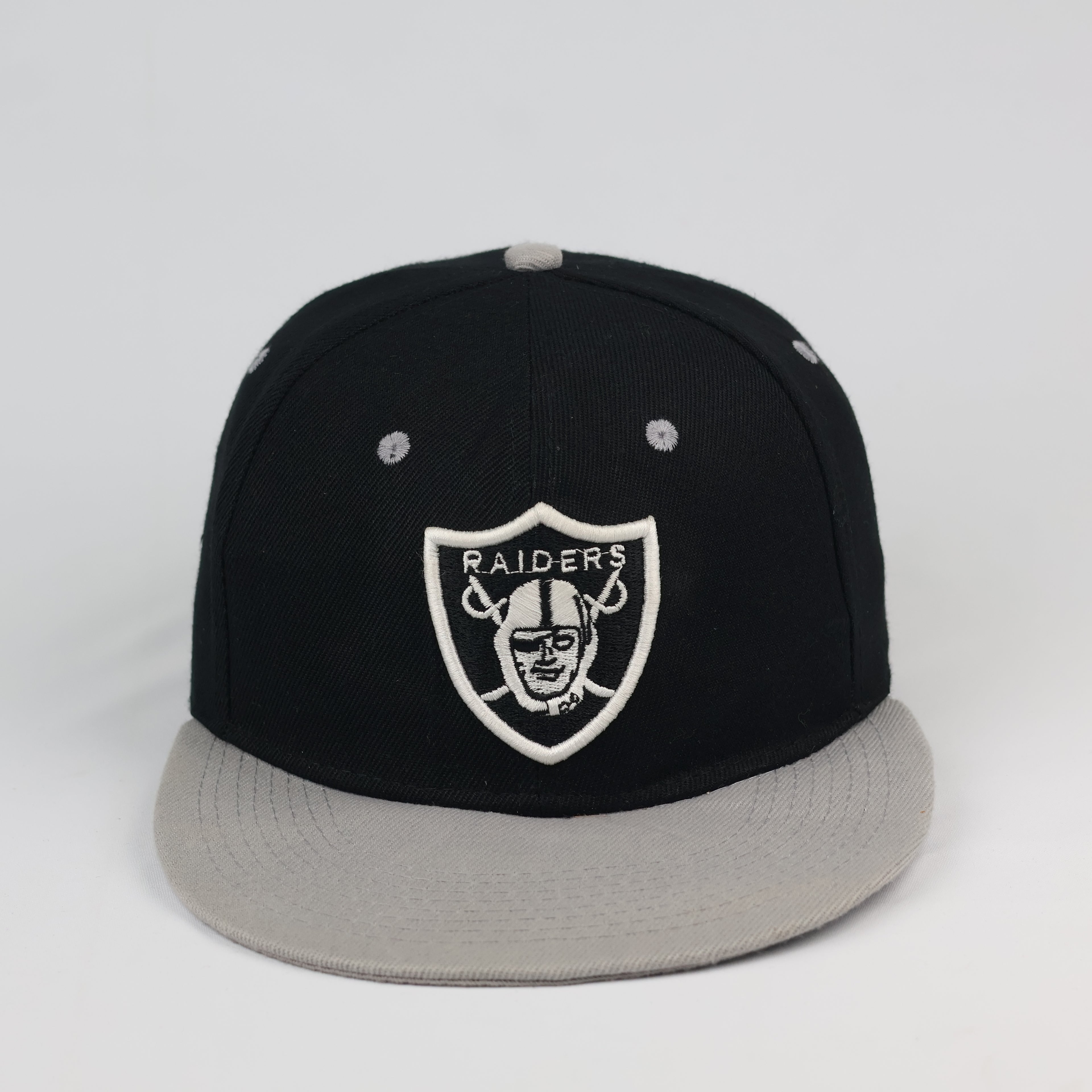 Vintage Raiders Snapback Hat | Black & Grey Two-Tone Sportswear Cap