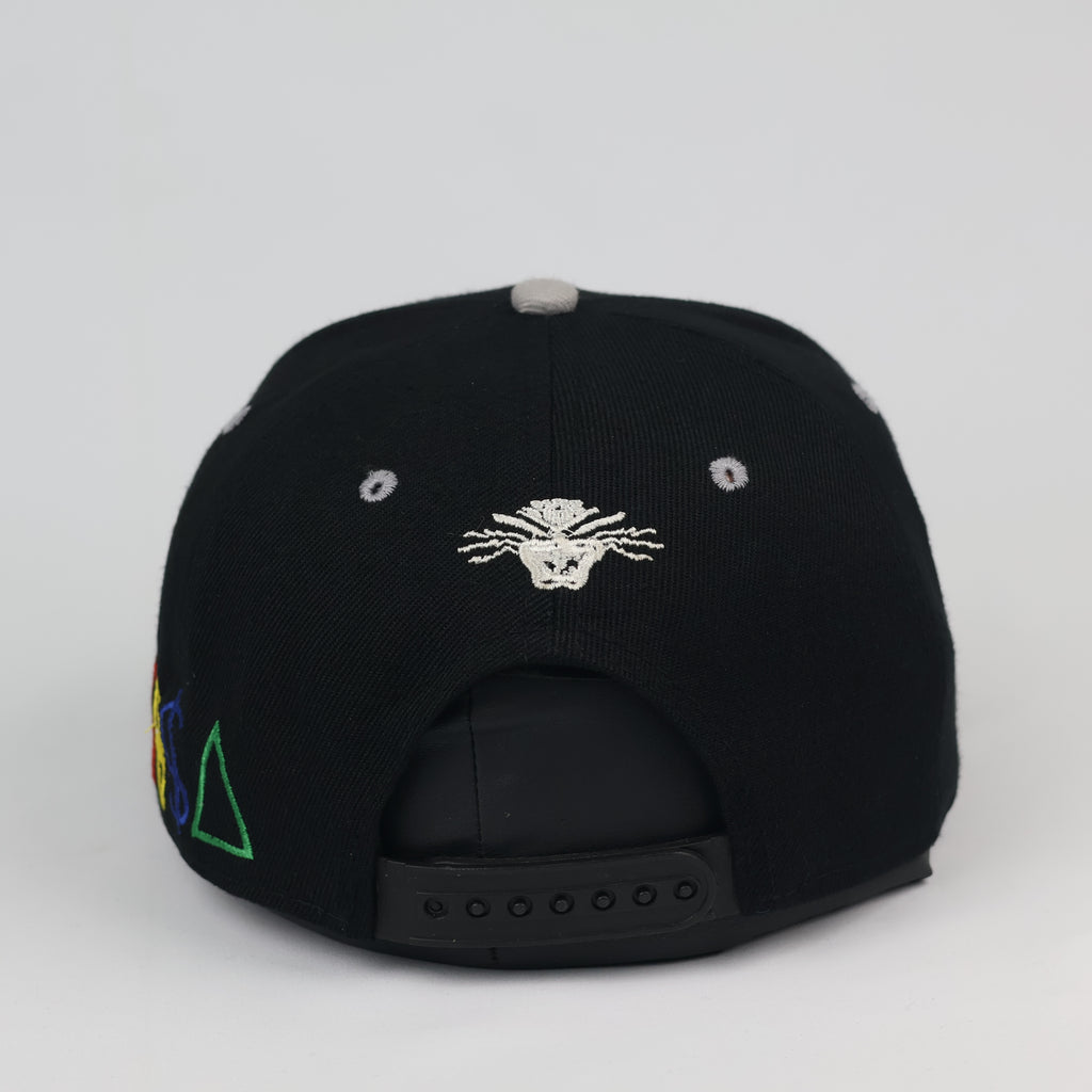 Vintage Raiders Snapback Hat | Black & Grey Two-Tone Sportswear Cap