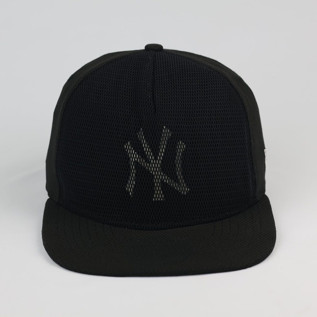 New Era 9FIFTY NY Yankees Snapback Thrifted Hat