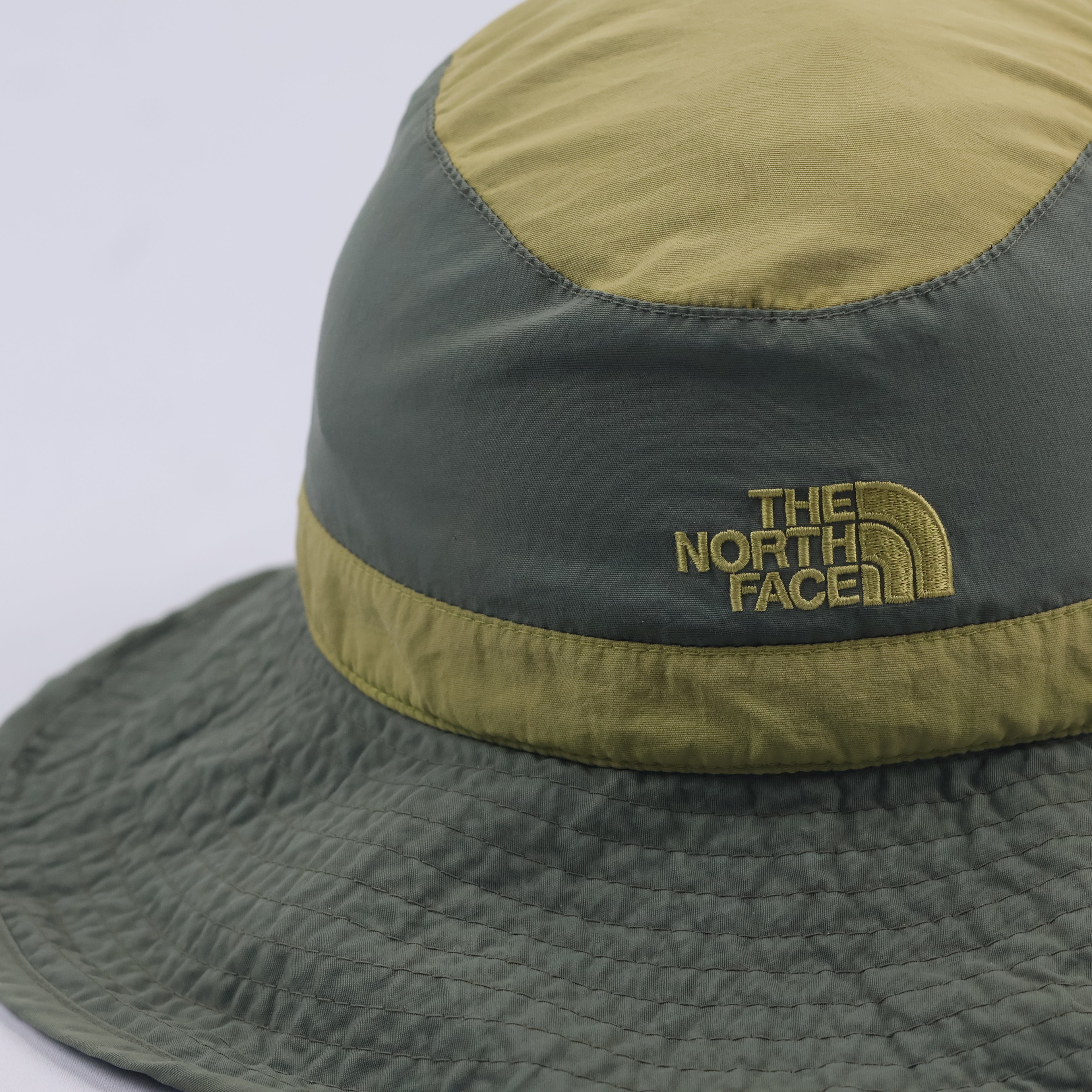 The North Face Two Tone Nylon Thrifted Bucket Hat in Olive and Tan