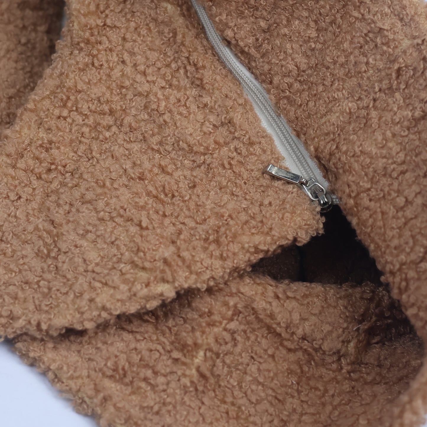 Winter Fleece-Lined Camel Cloche Thrift Hat – Versatile Boho Trapper Bucket Cap