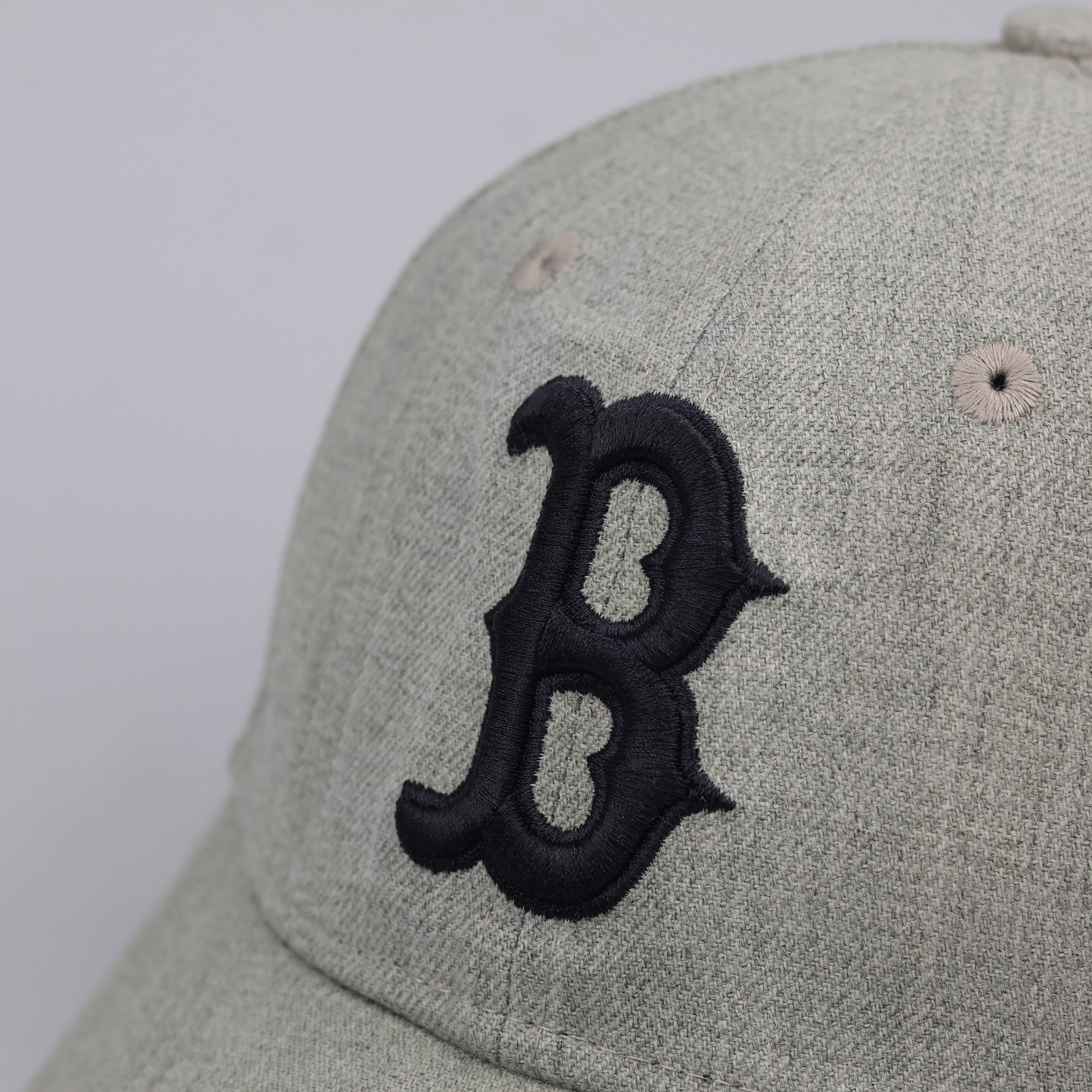 Vintage New Era Boston Red Sox Heathered Grey Snapback Thrifted Hat