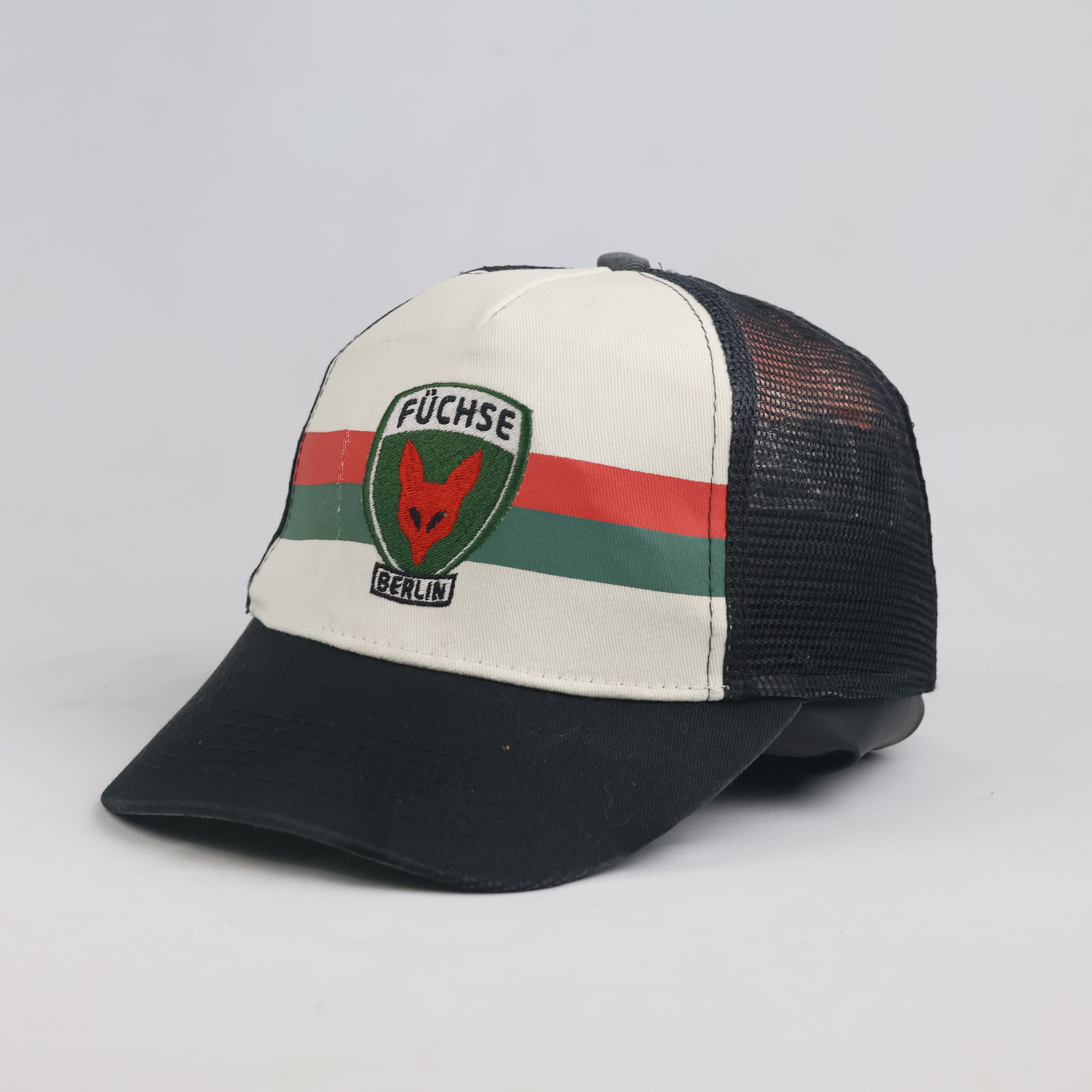 Thrifted Füchse Berlin Off-White & Black Mesh Trucker Cap (56-58 cm)
