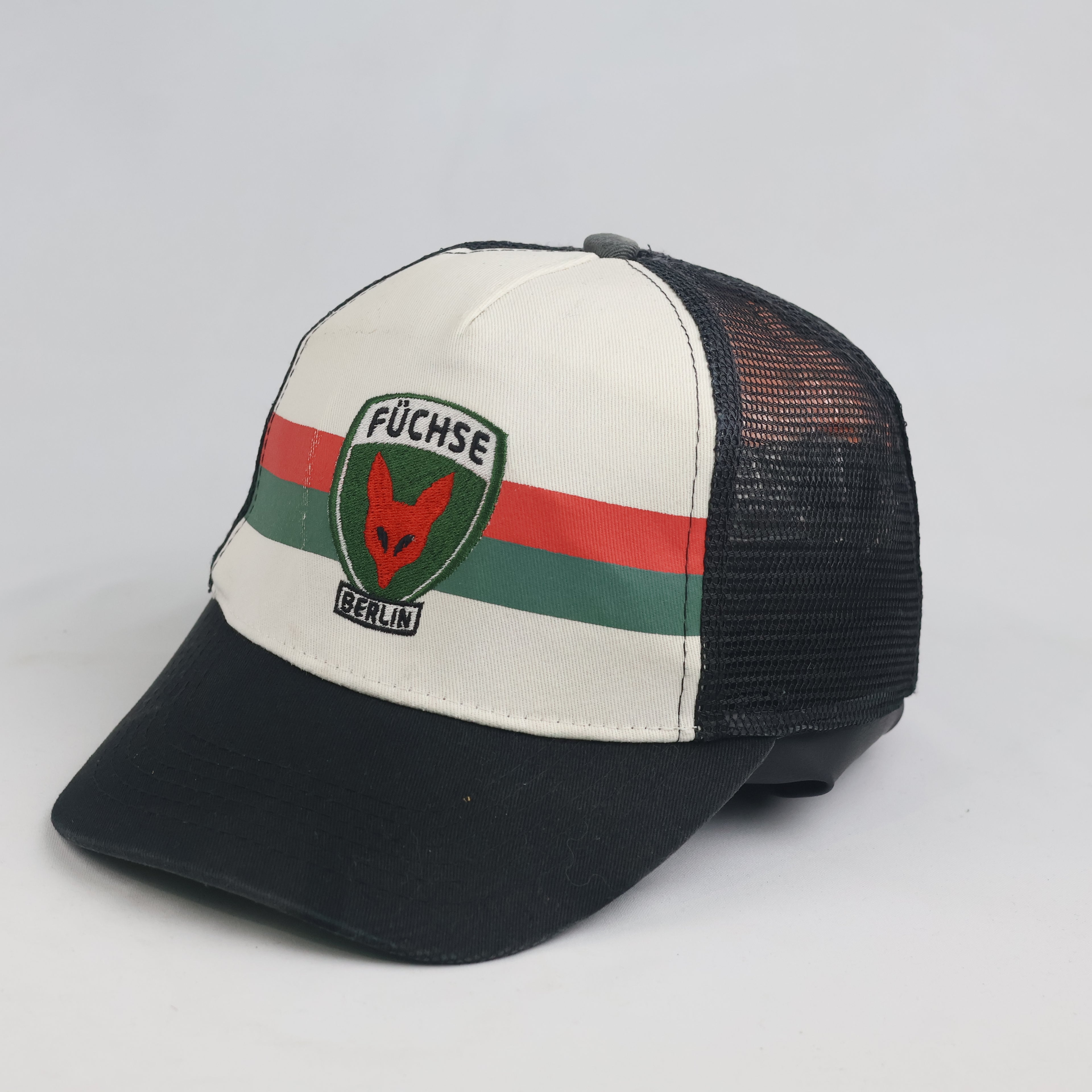 Thrifted Füchse Berlin Off-White & Black Mesh Trucker Cap (56-58 cm)