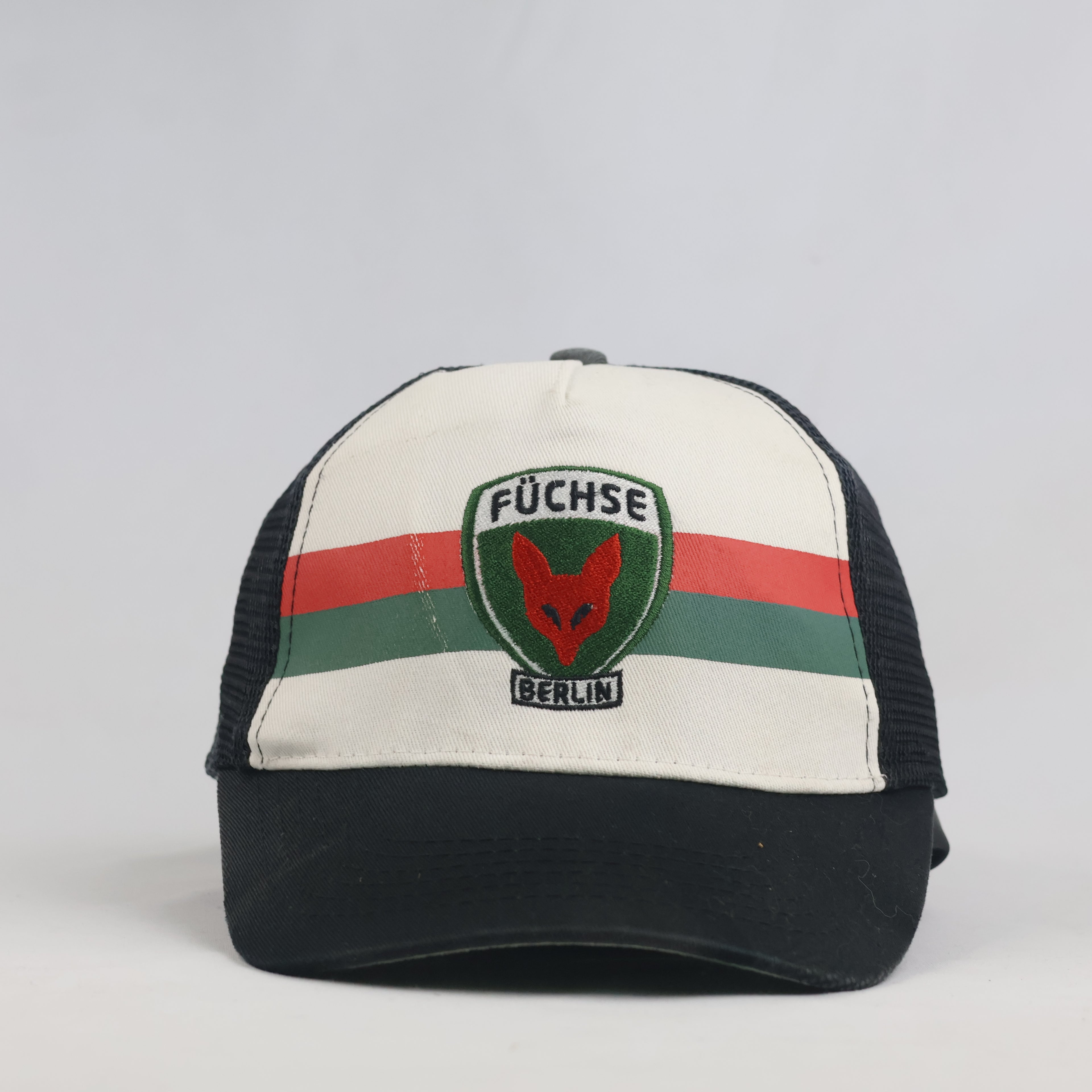 Thrifted Füchse Berlin Off-White & Black Mesh Trucker Cap (56-58 cm)