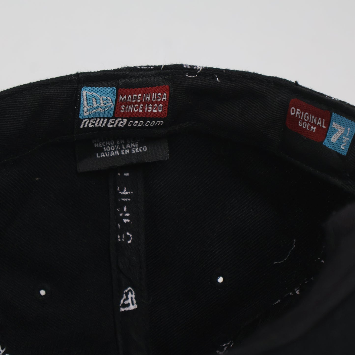 New York Yankees All-Over Print Fitted Cap | 100% Wool