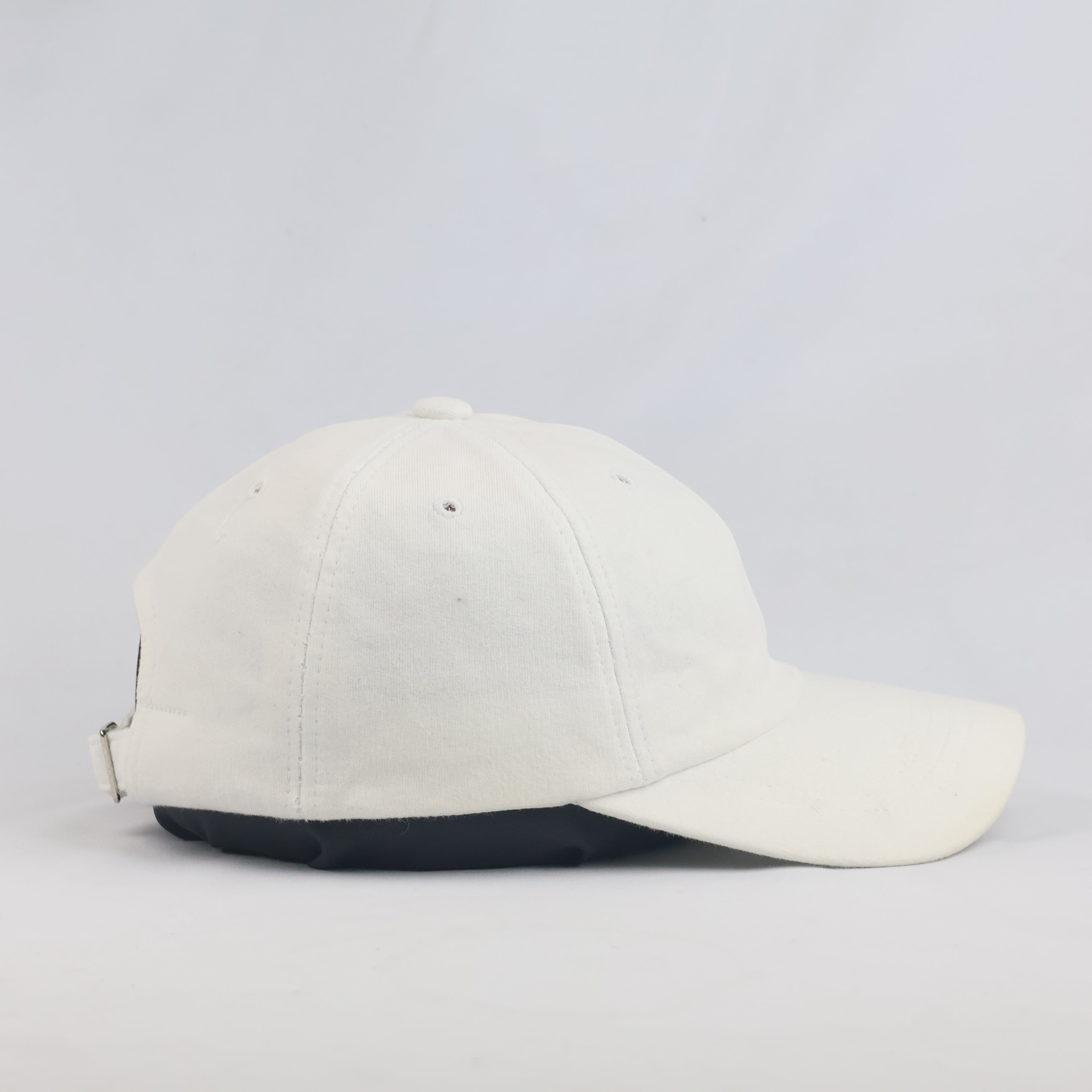 Thrifted Plain White Cotton Curved Brim Strapback Cap (55-57 cm)