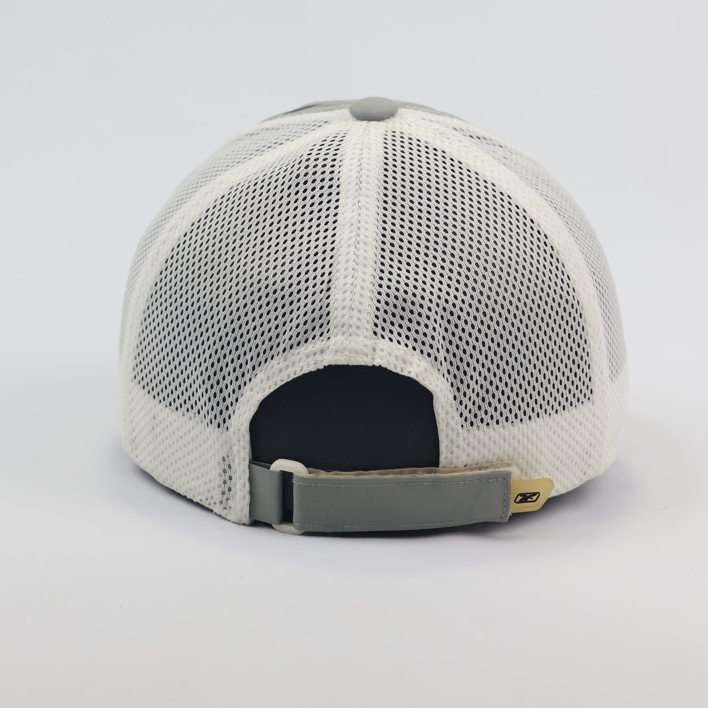 Retro Reebok Mesh Back Snapback Thrifted Cap - Sporty Grey/White